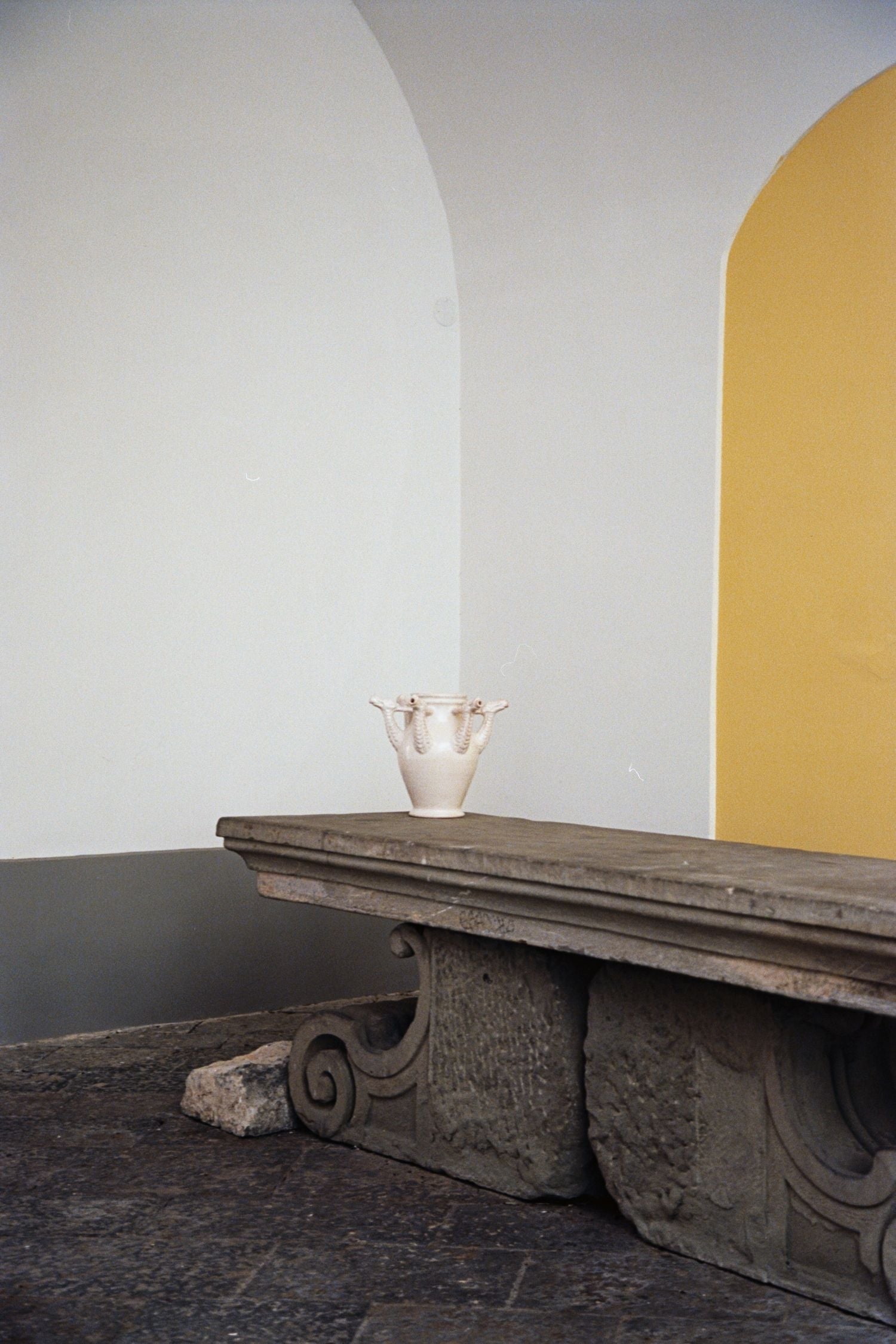 The Drago Bianco - Minimalist Vase in Ceramic — top view on stone table