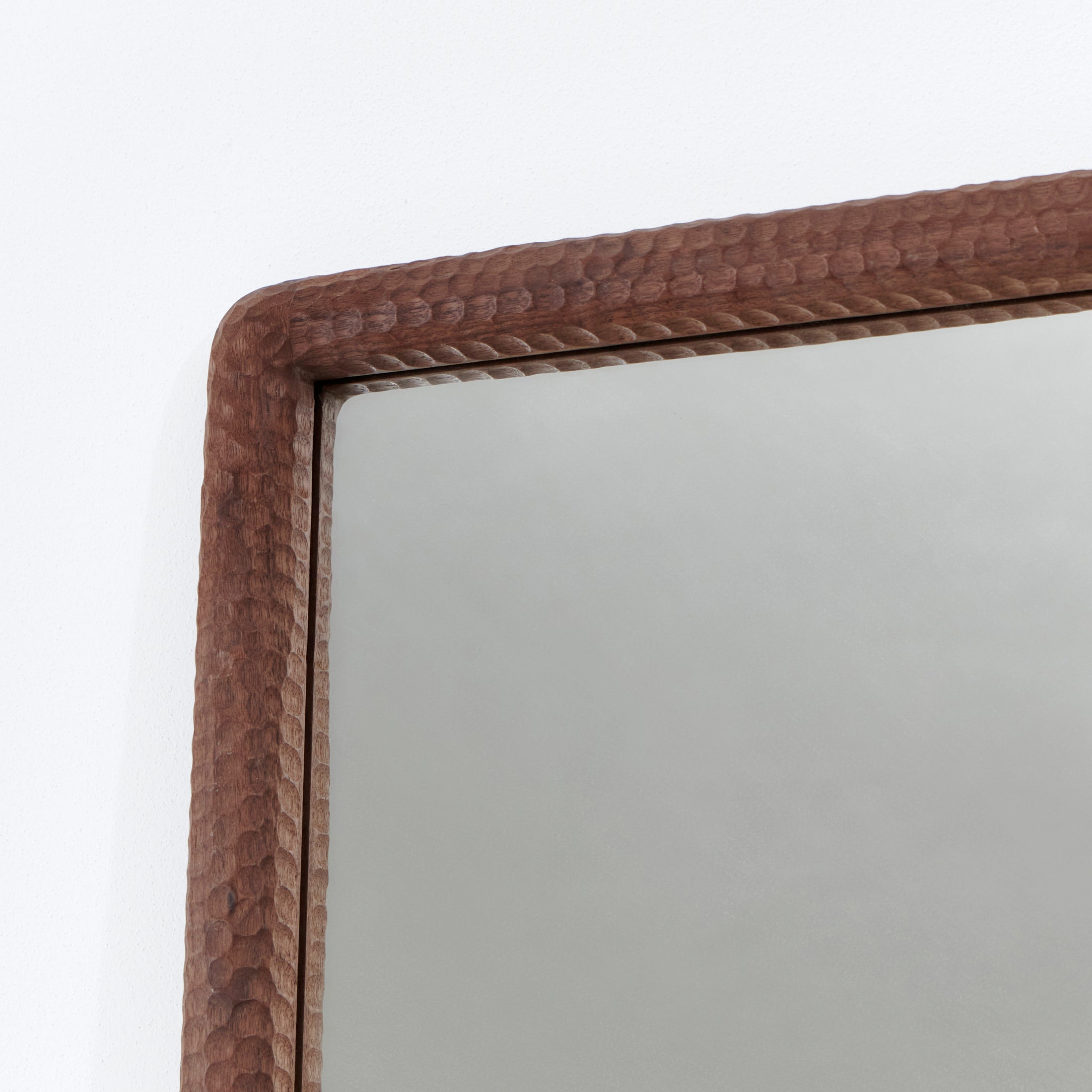 Amarante Mirror X Large — close-up of textured wooden frame
