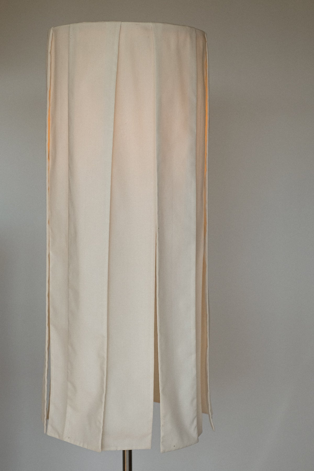 Silk Floor Lamp by Jan des Bouvrie  — lifestyle setting