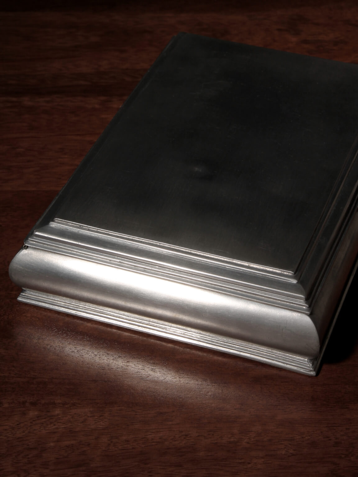 J.L. Hultman Art Deco Pewter Jewellery Casket, For Svenskt Tenn, 1930s — close-up