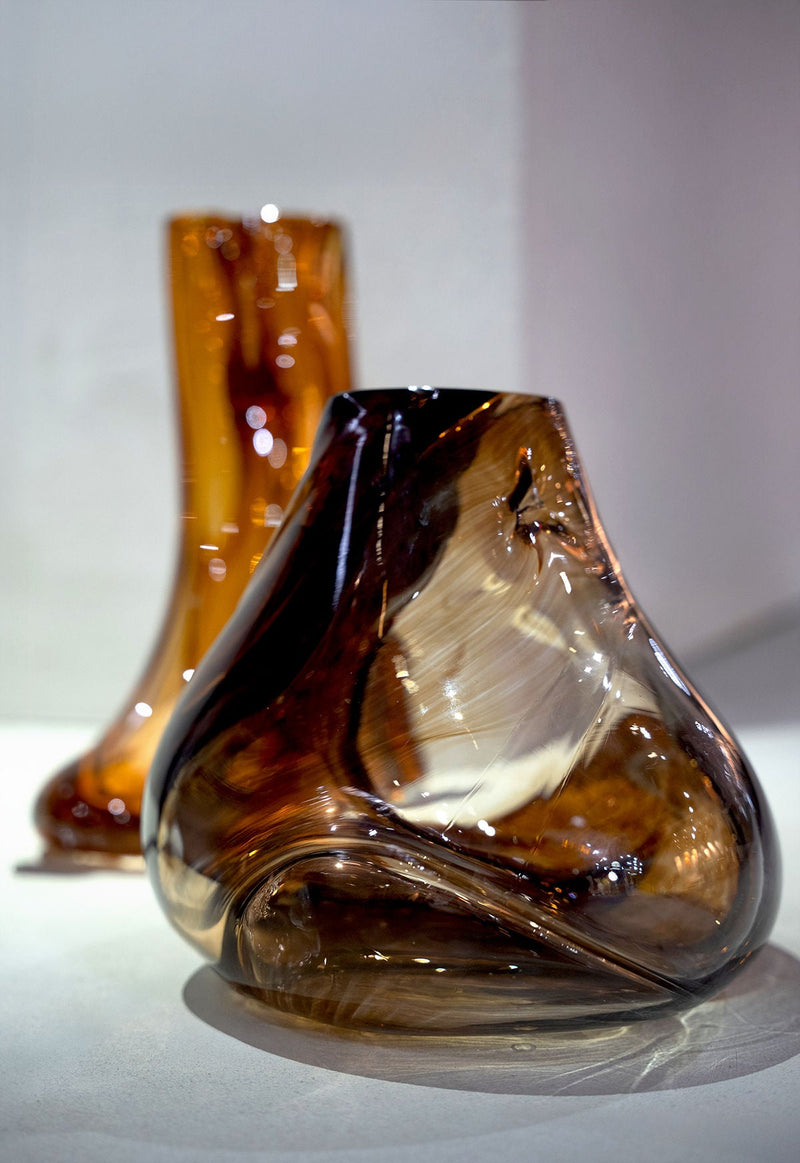 Elara Vase IV — detail view