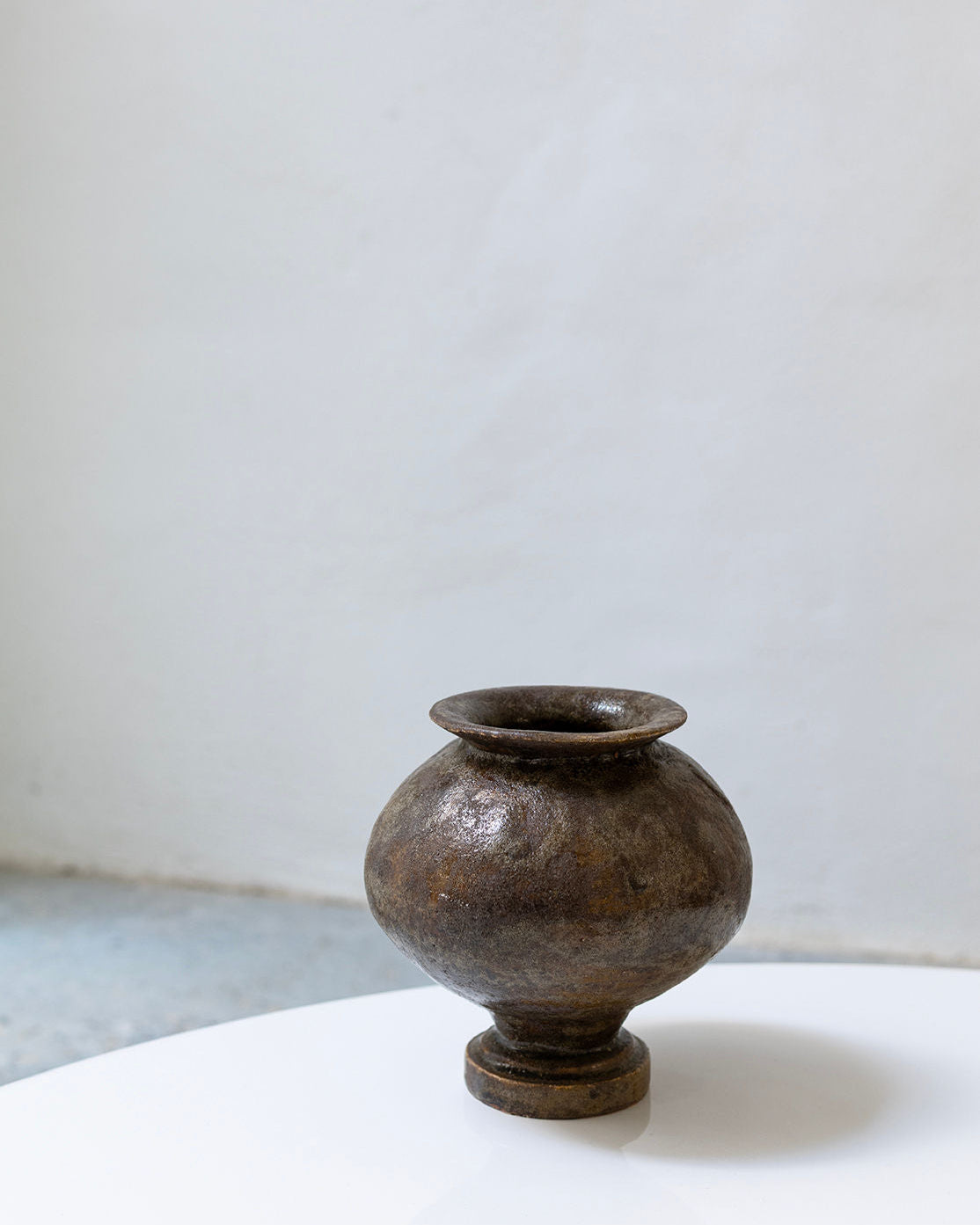 Stamnos Bufalo Vase by Canoa Lab | The Oblist