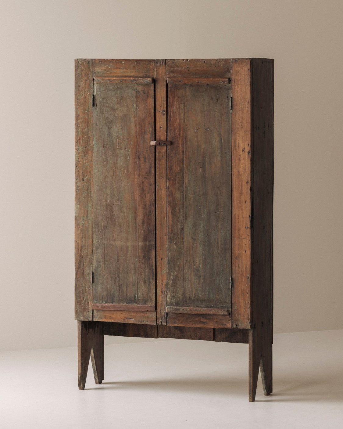 Spanish Primitive Highboard with Exceptional Patina, Late 19th Century — detail view