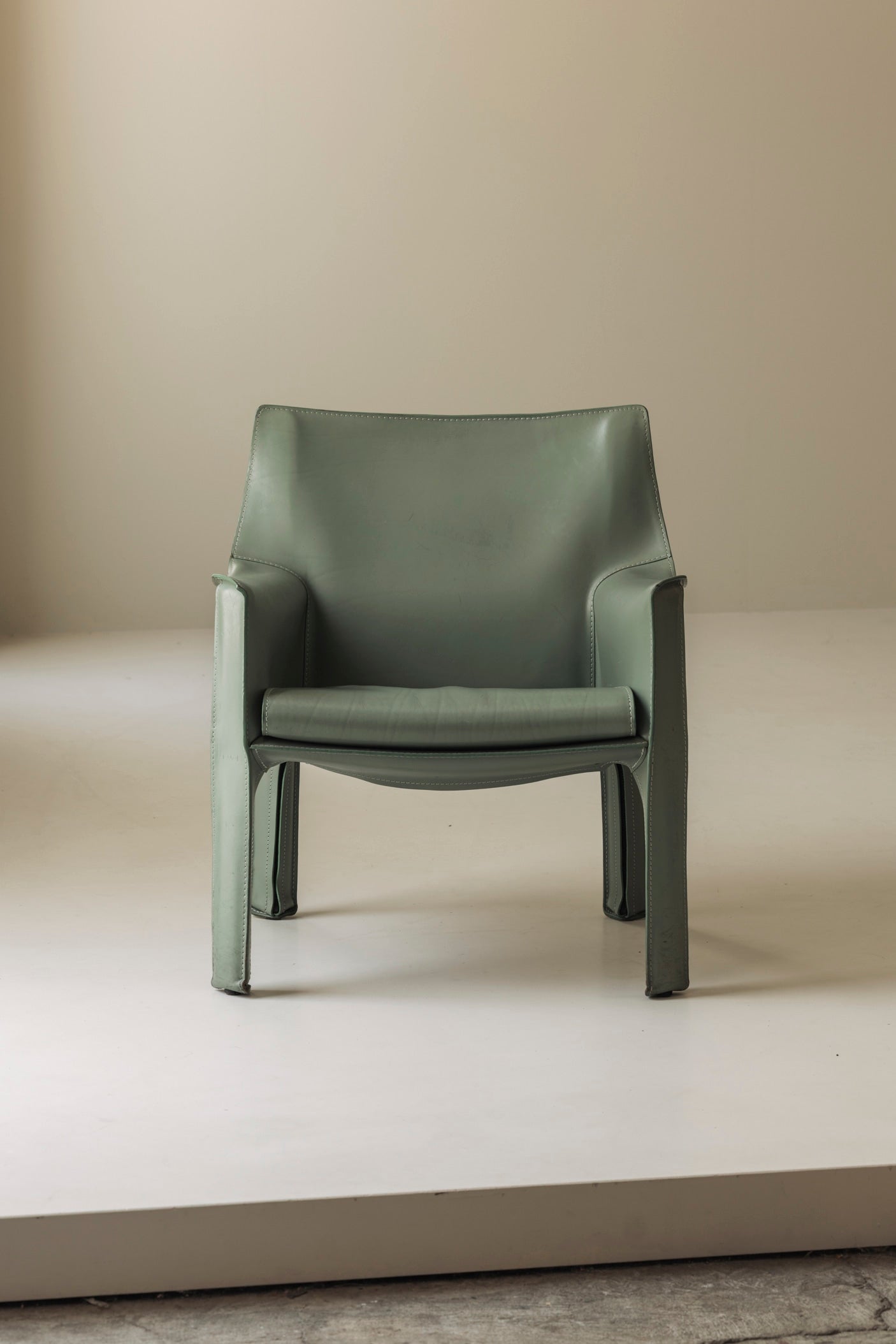 Rare Set of 8 CAB 414 Armchairs by Mario Bellini for Cassina – Sage Green Saddle Leather — close-up