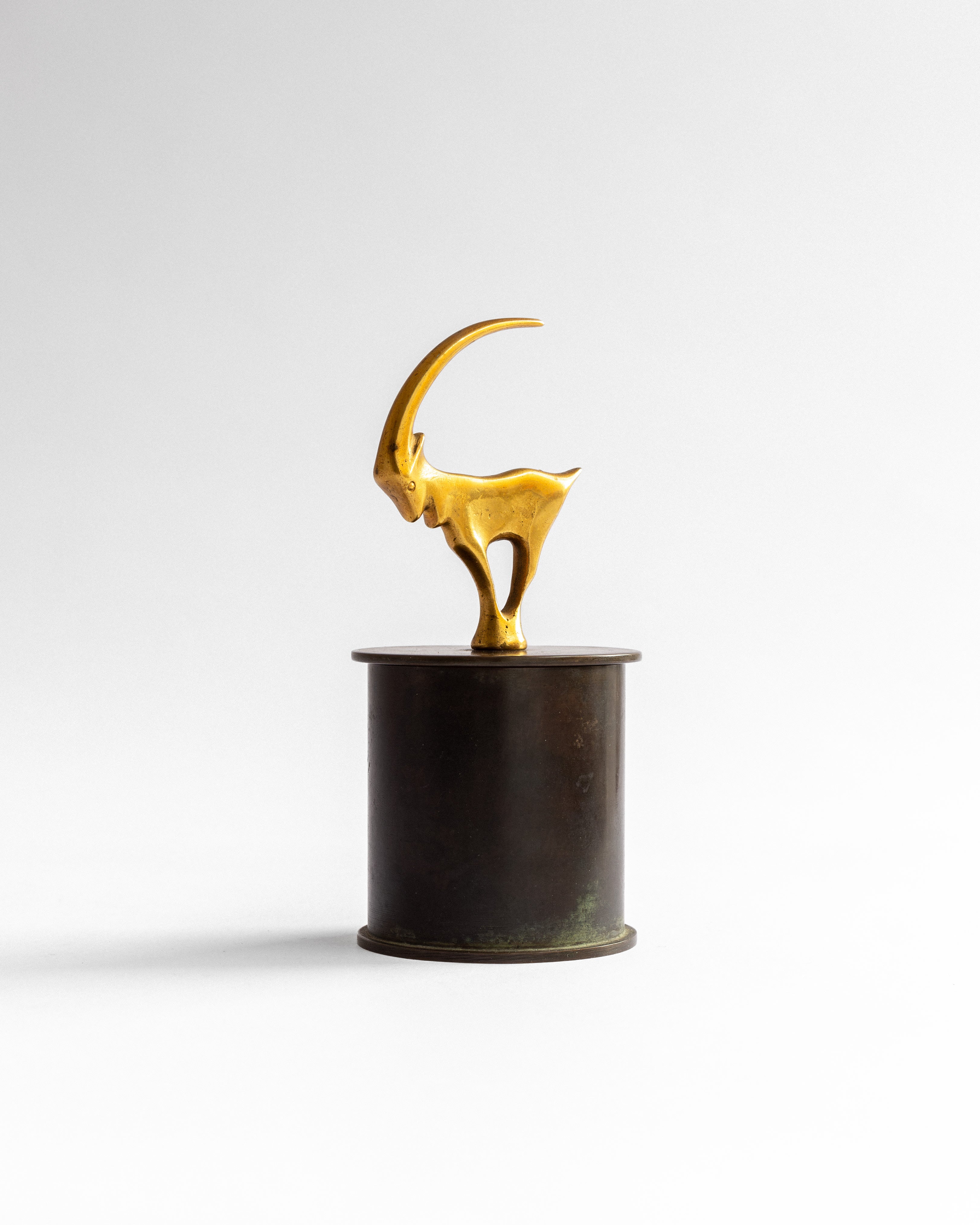 Art Deco Bronze Box with Brass Ibex Finial, 1930s — detail view