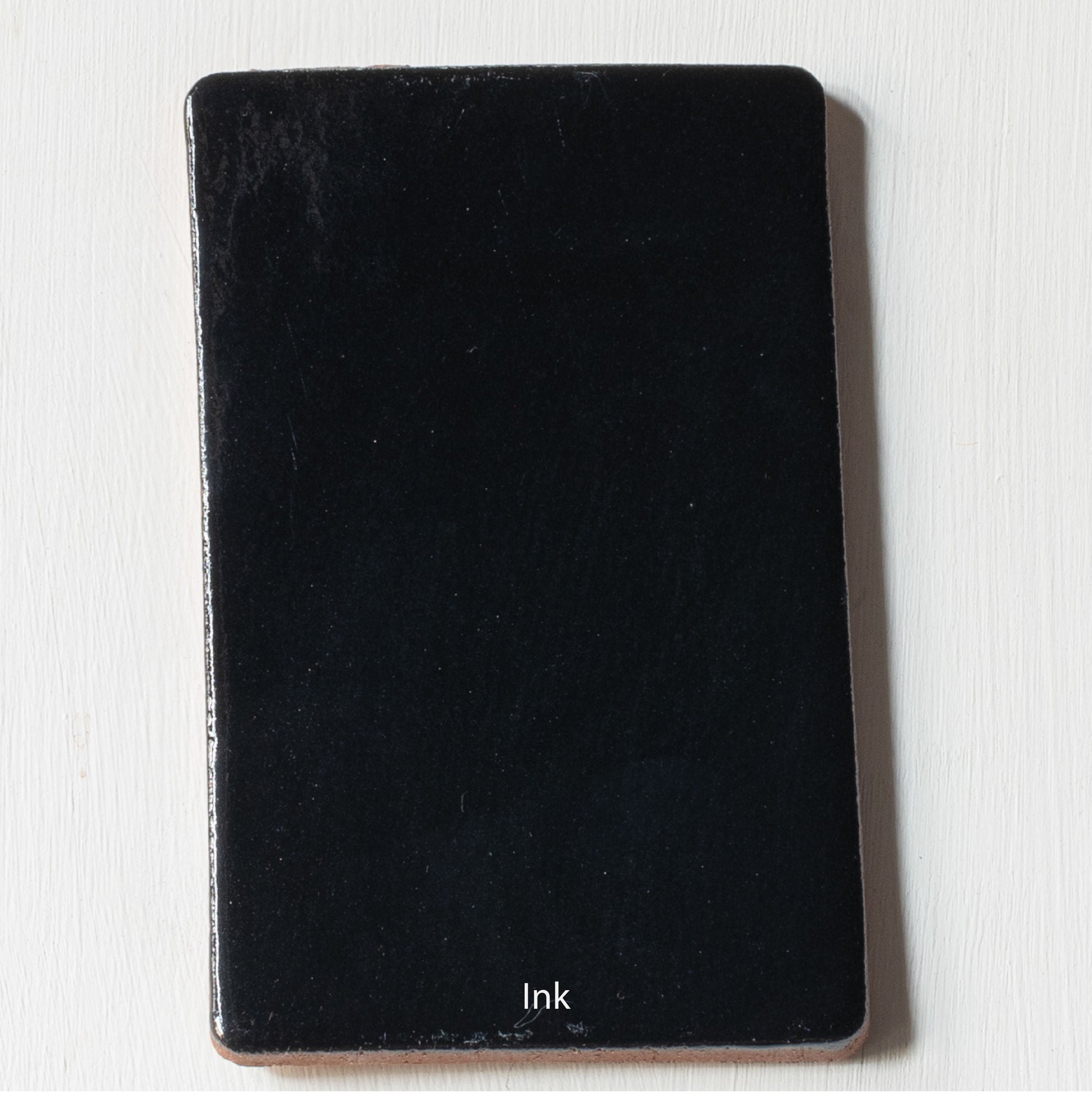 Silo' Table Lamp 1 — top view of black surface on table