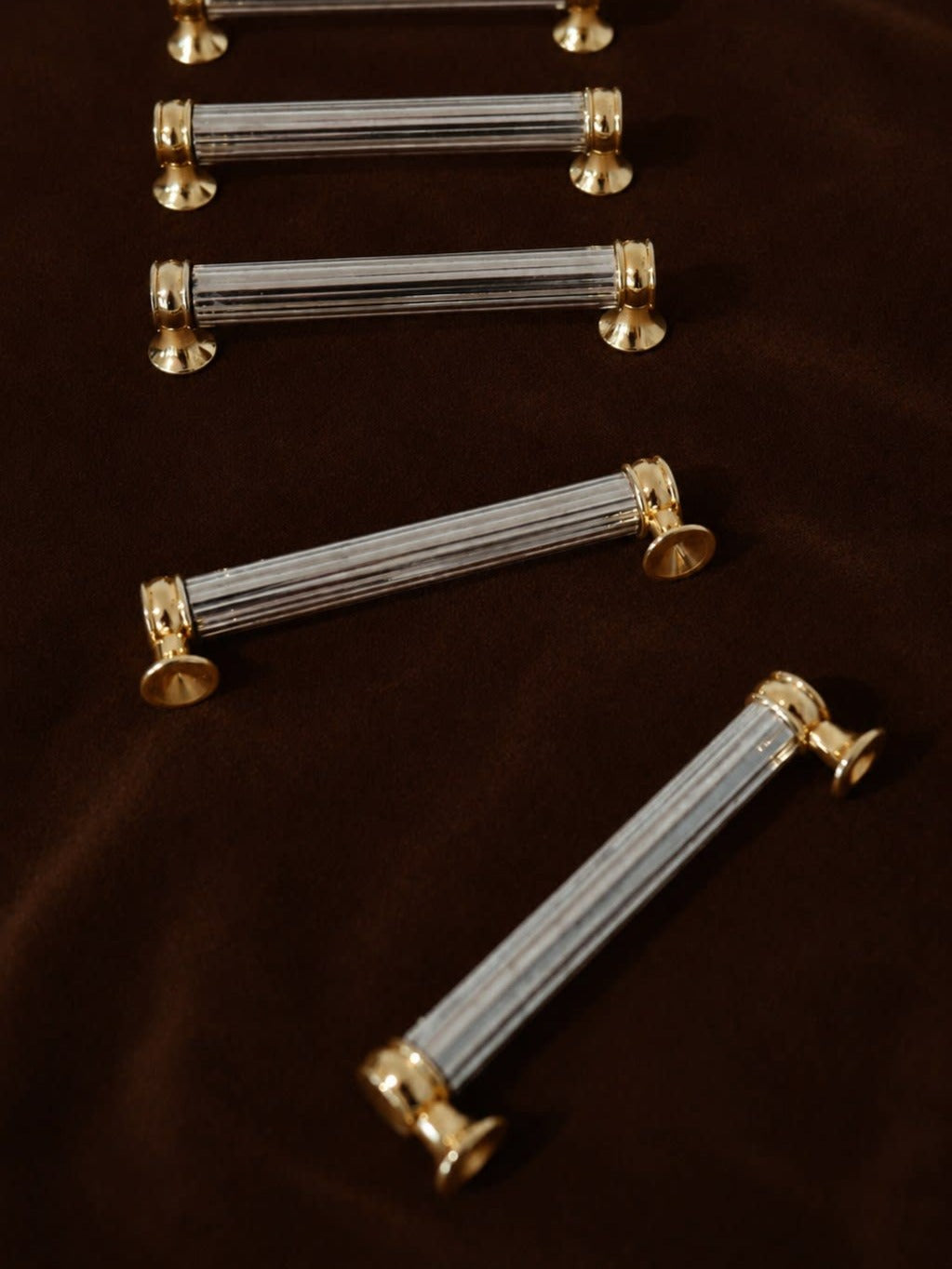 Set of 6 silver and gold-plated knife rests — side angle