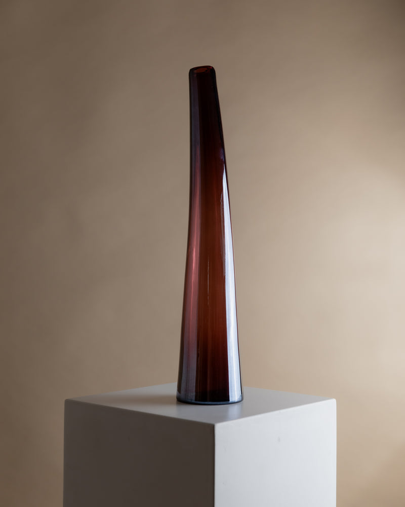 Tall conical Murano glass vase in amber gradient, side profile