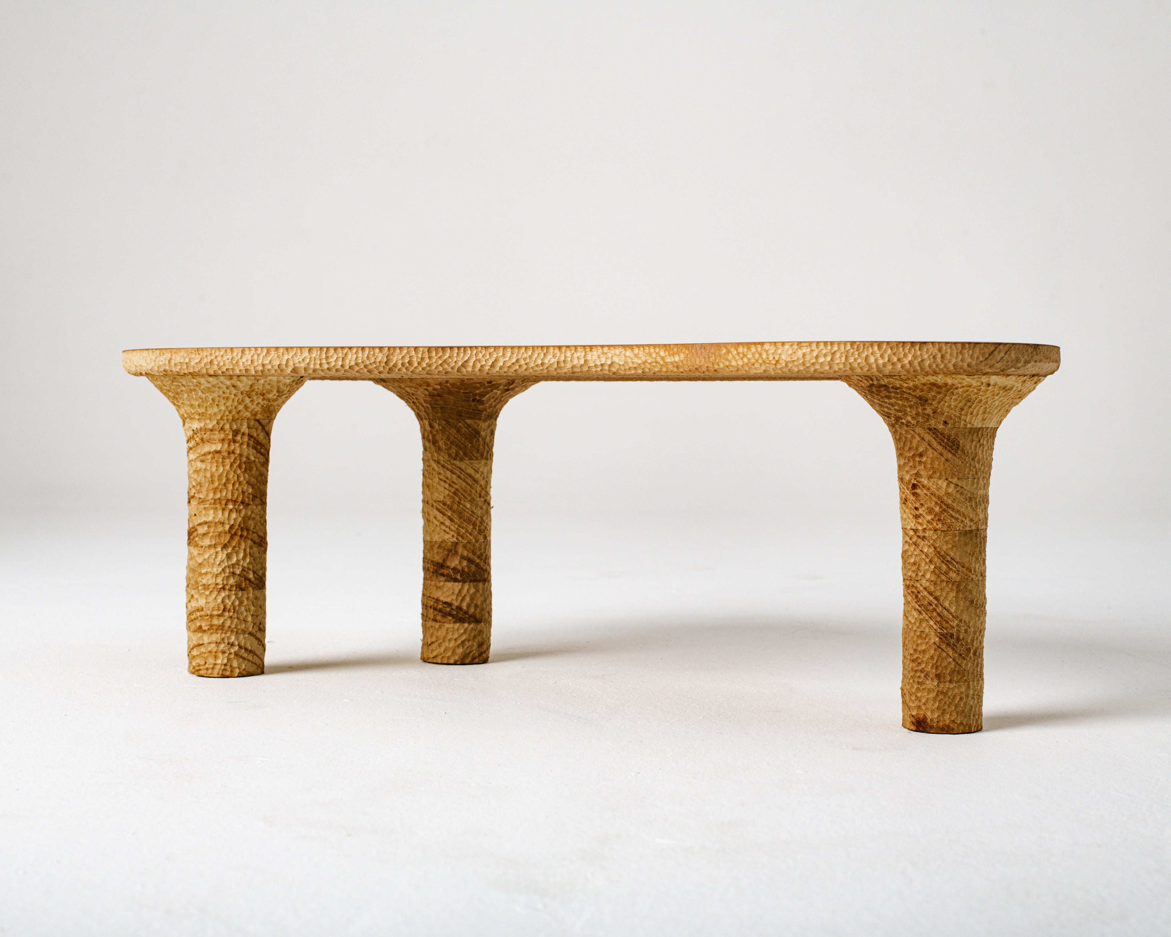 Table basse texturée biologique