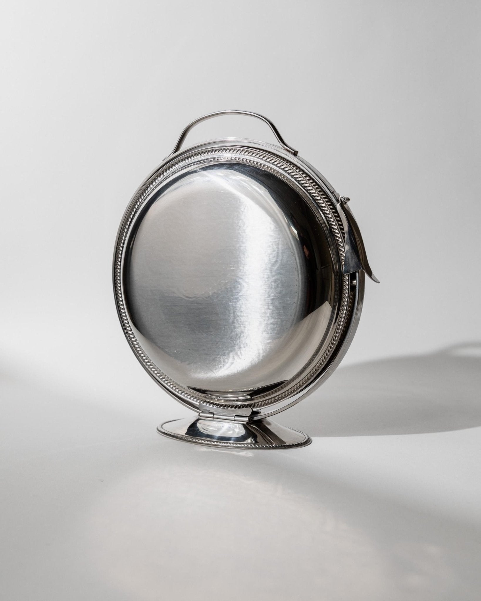 Vintage 1960s Folding Serving Tray Etagere, Three Engraved Stainless Steel Plates, Design by Carlo Alessi Mercury Series 898, Gift Idea — detail view