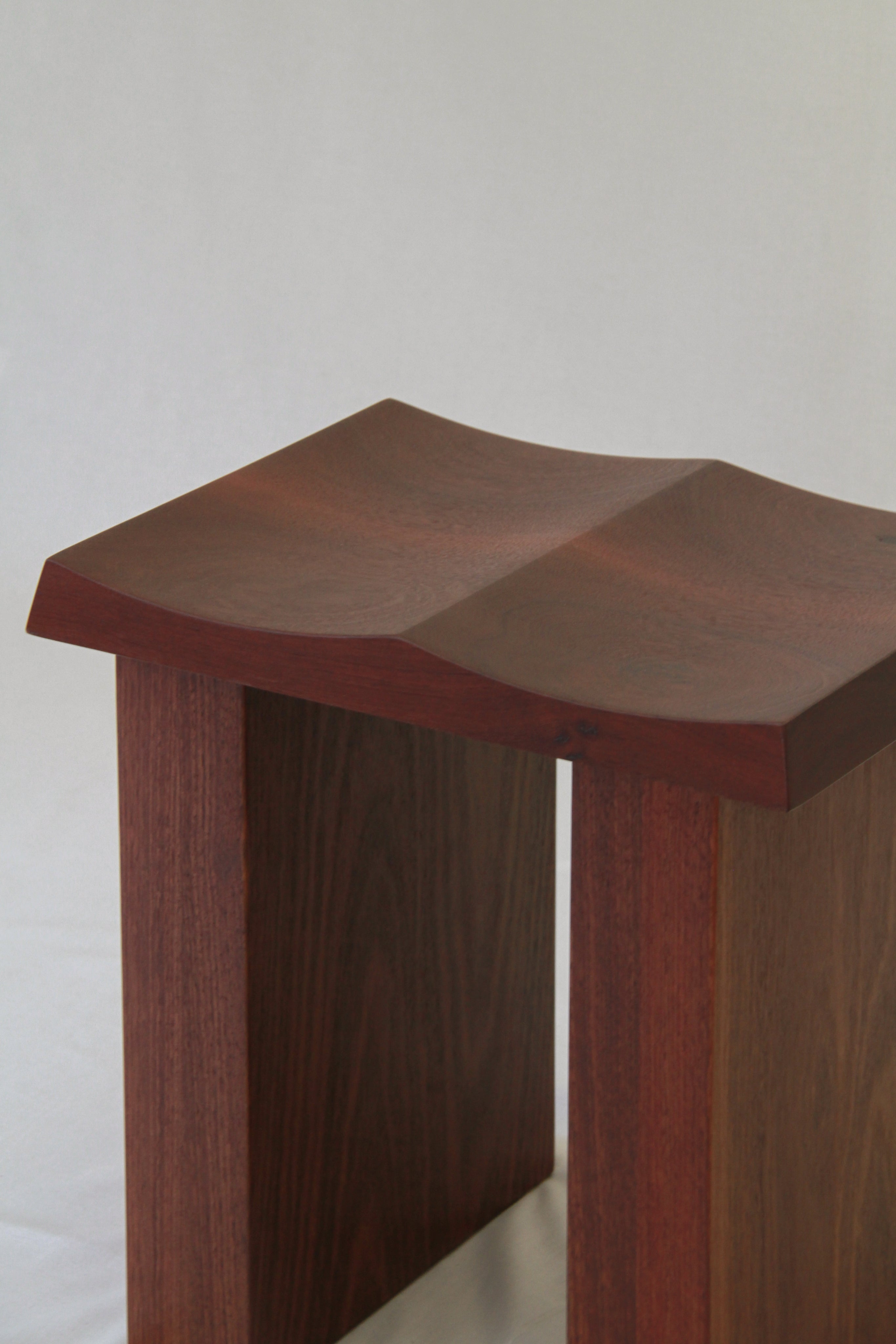'Wave' Stool — detail view