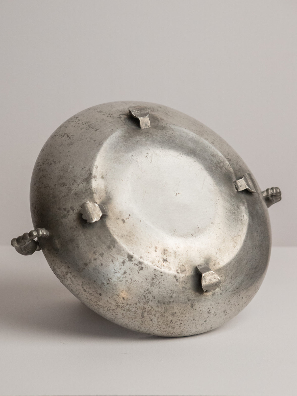 Footed Pewter Bowl with Bird or Dolphin Head Handles, Swedish Grace and Art Deco Idiom, 1930s — additional view