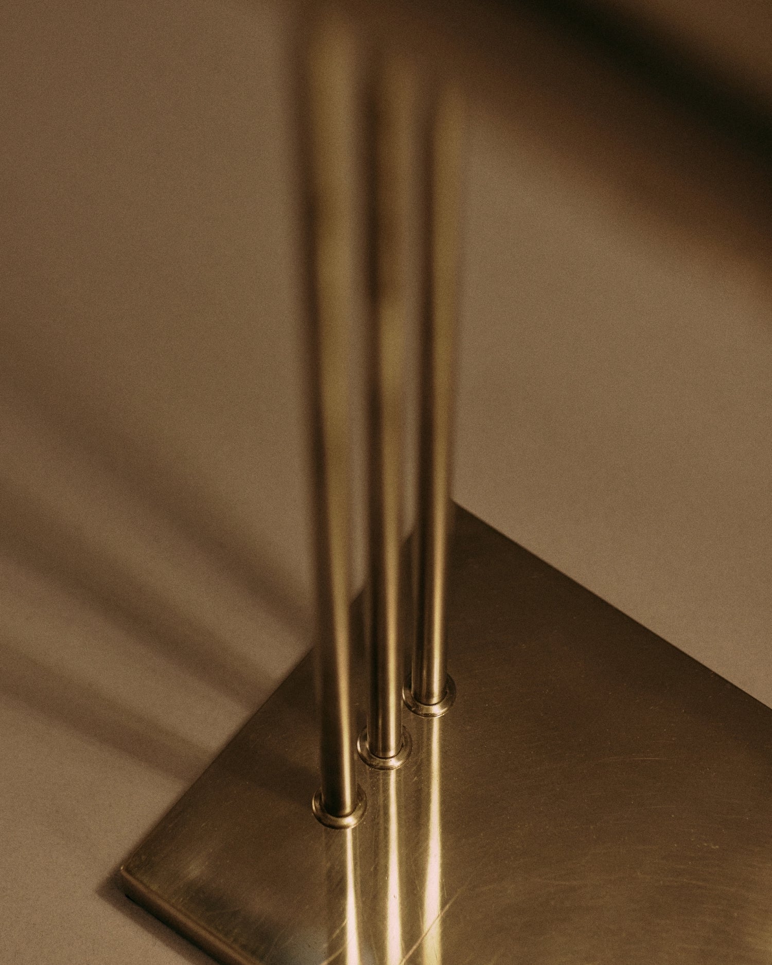 Marcel Breuer Art Deco Lamp, Paris 1925 — side angle