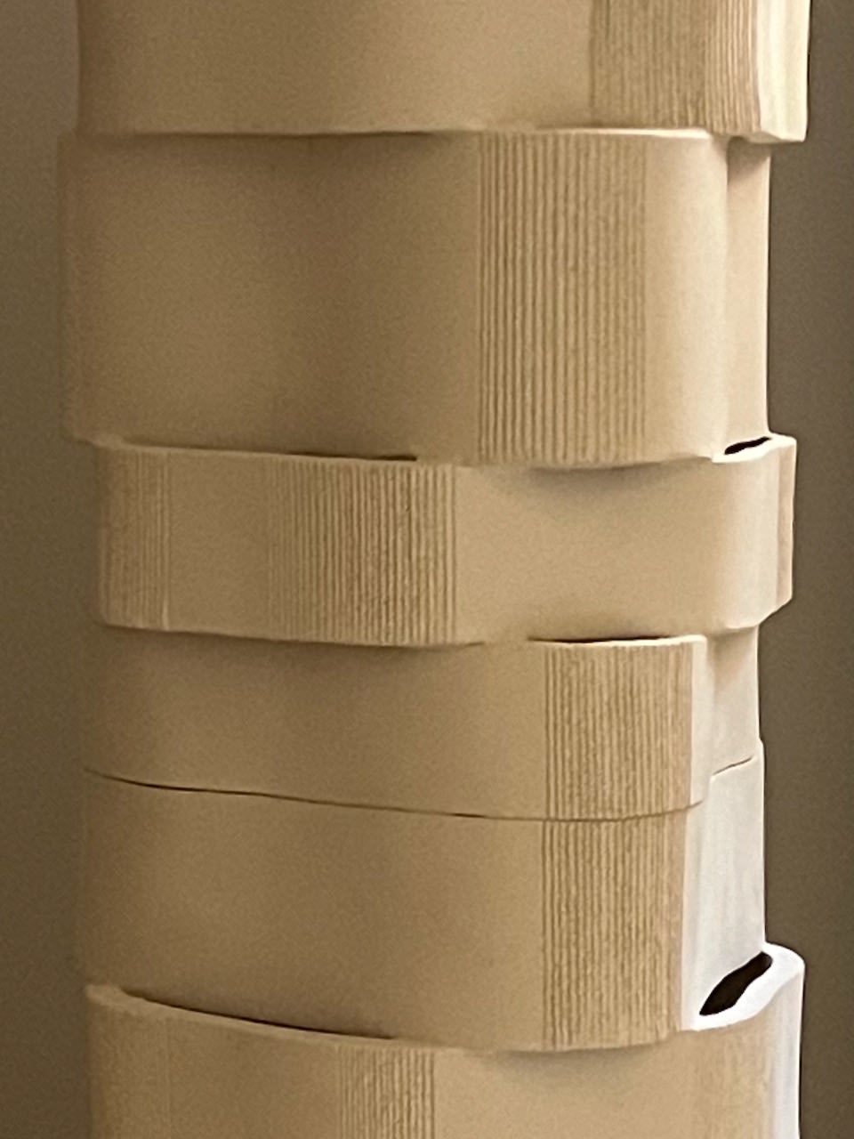 Lampe de sol Too 60 en céramique