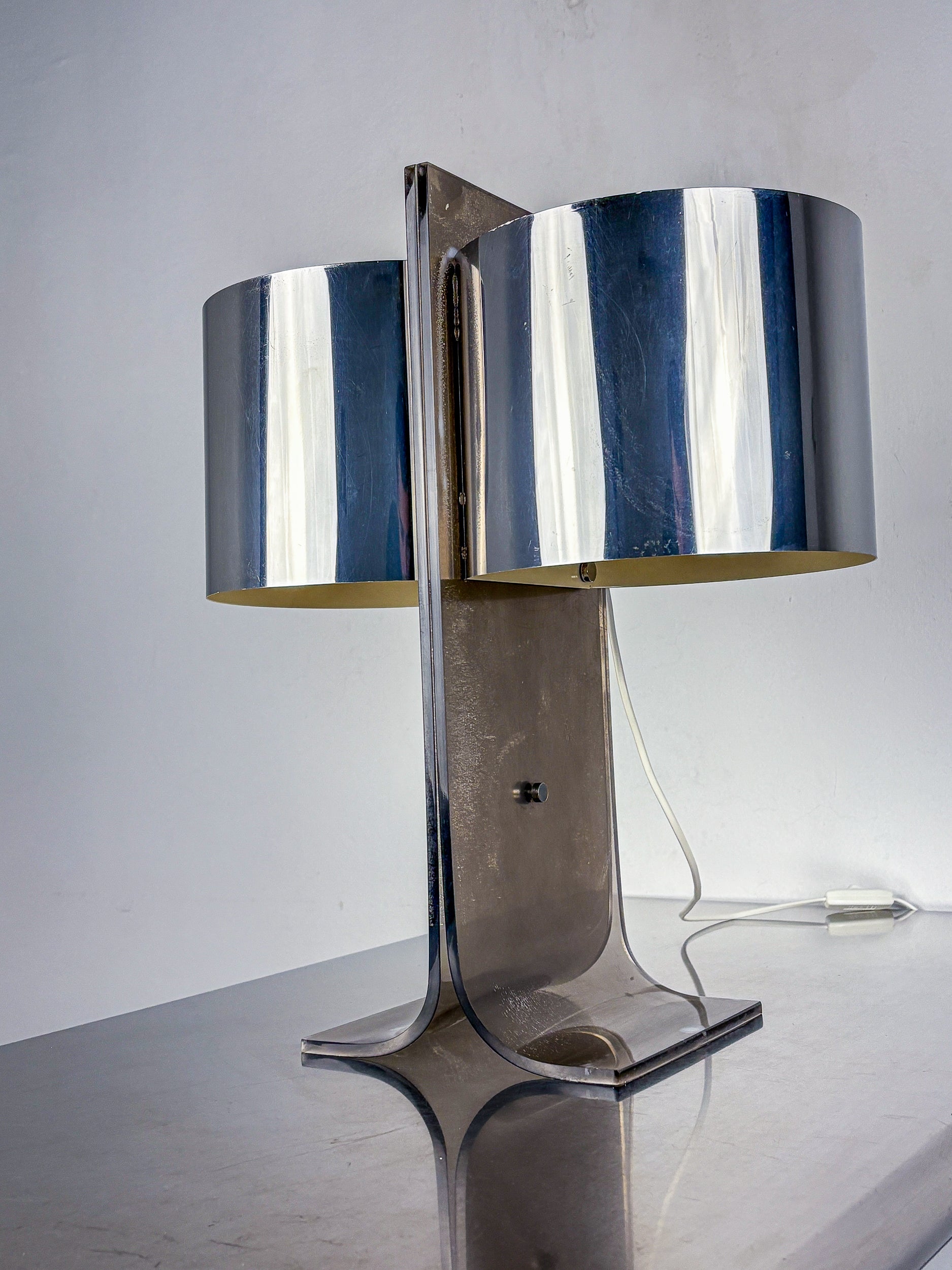 Lucite and Chrome Table Lamp Attributed to Gianfranco Fini & Fabrizio Cocchi, Italy 1970s — side angle