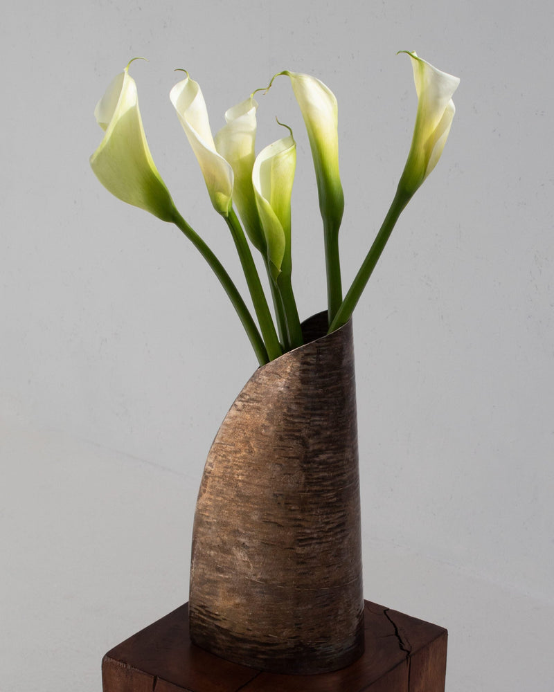 Jordan Sheffield Collection Silver Plated Vase by Malata Antwerp | The Oblist — silver plated, modern design
