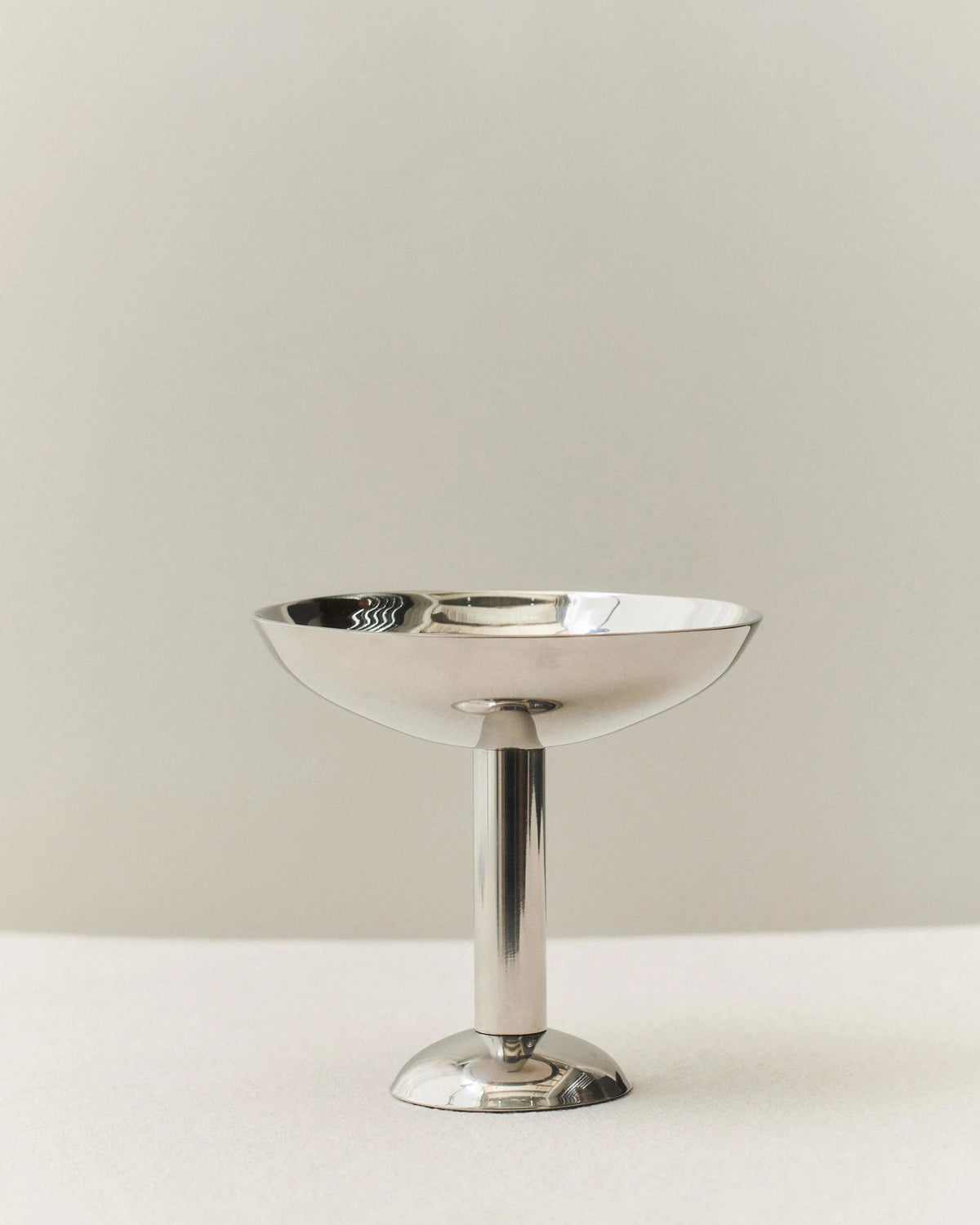METAL CHAMPAGNE COUPE, TALL — close-up