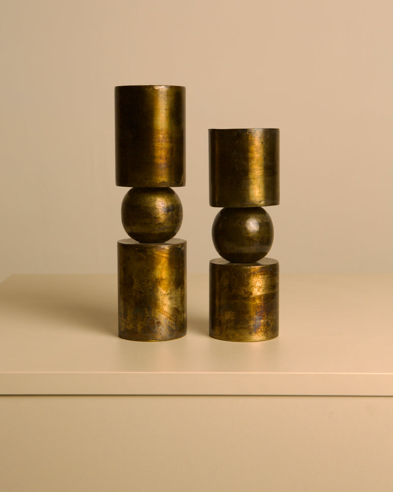 Pair of Danish copper-plated metal candlesticks from the 80s by Treaptyque | The Oblist