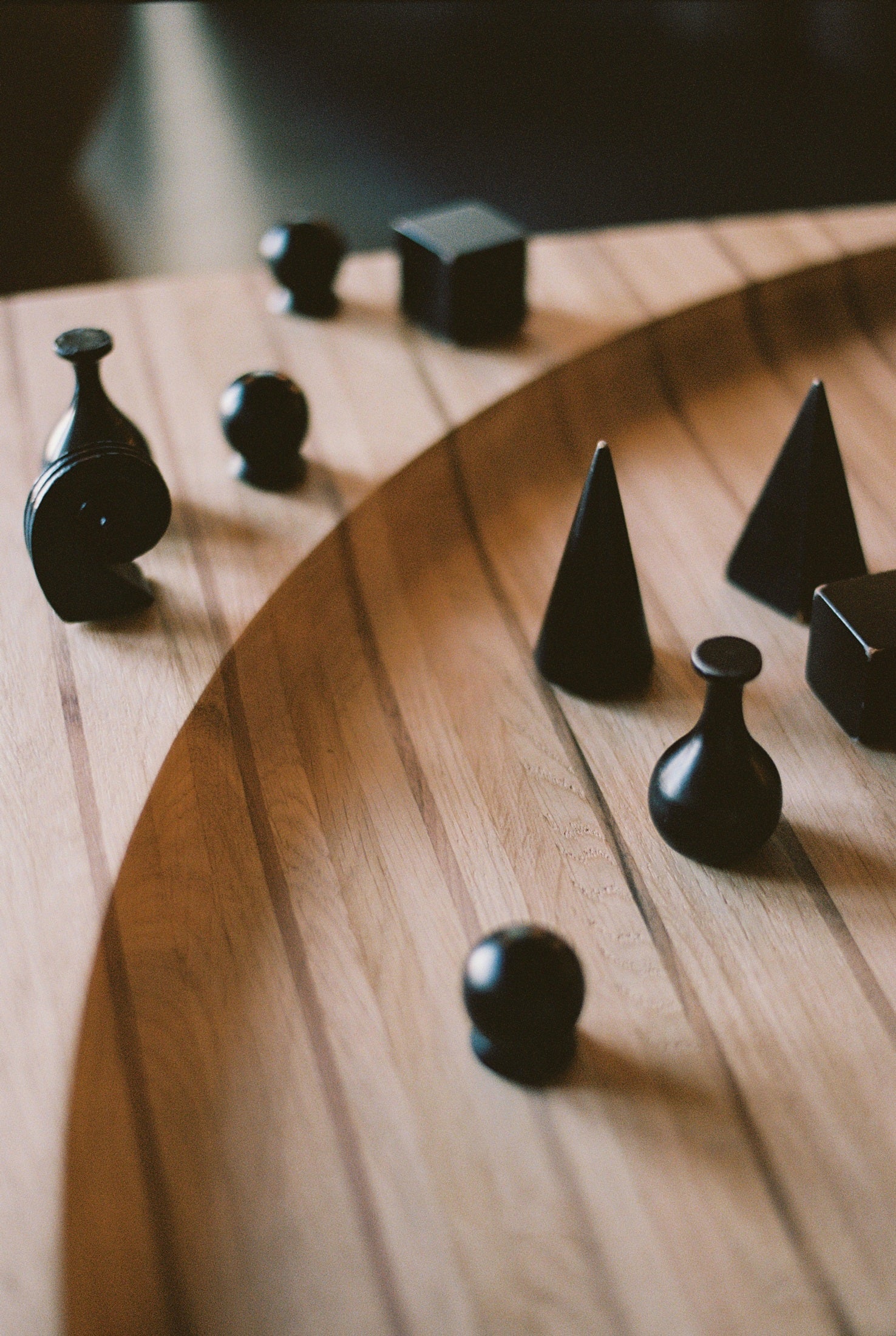 Trama Coffee Table in Wood and Oak — close-up