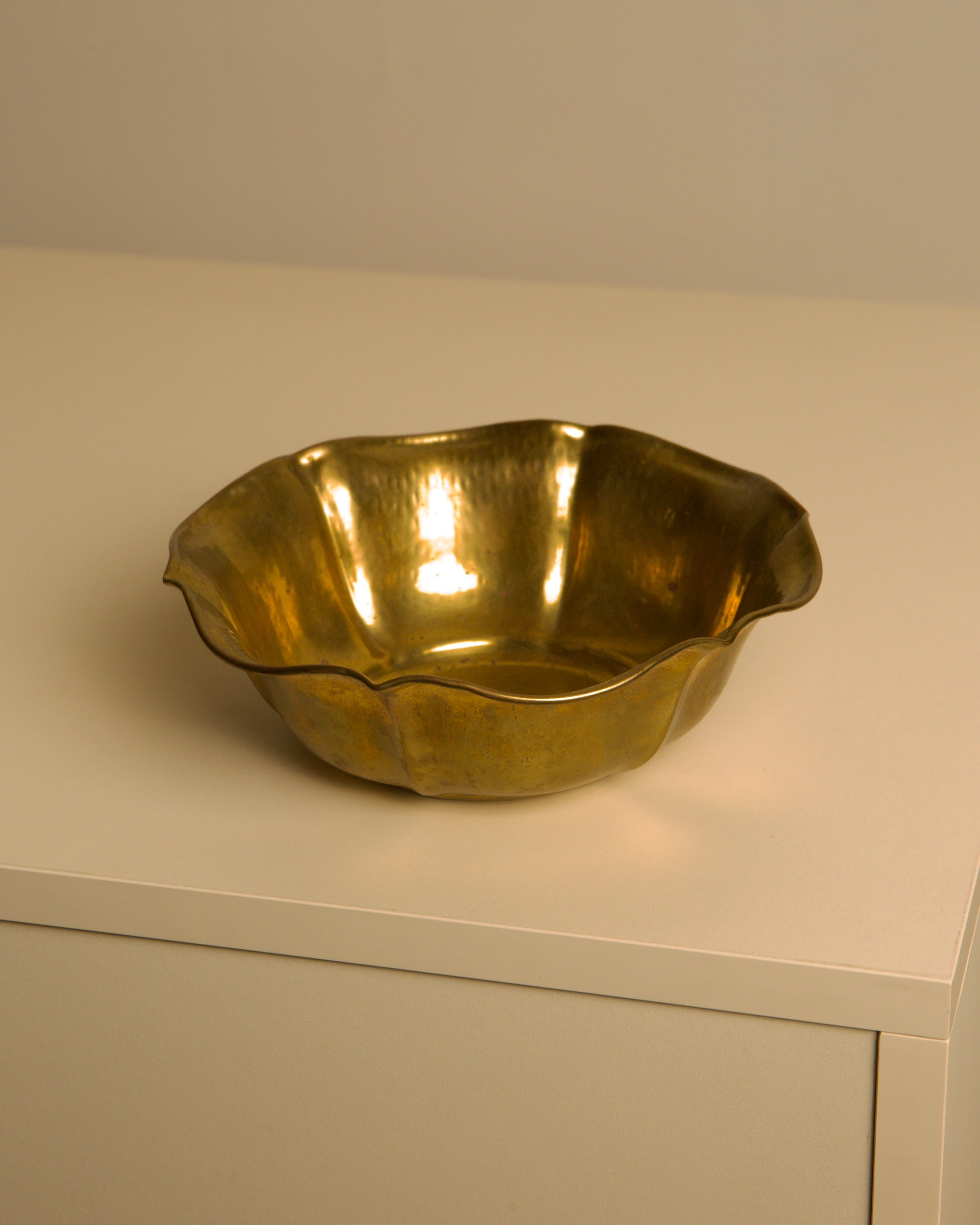Italian brass flower-shaped trinket tray with scalloped edges