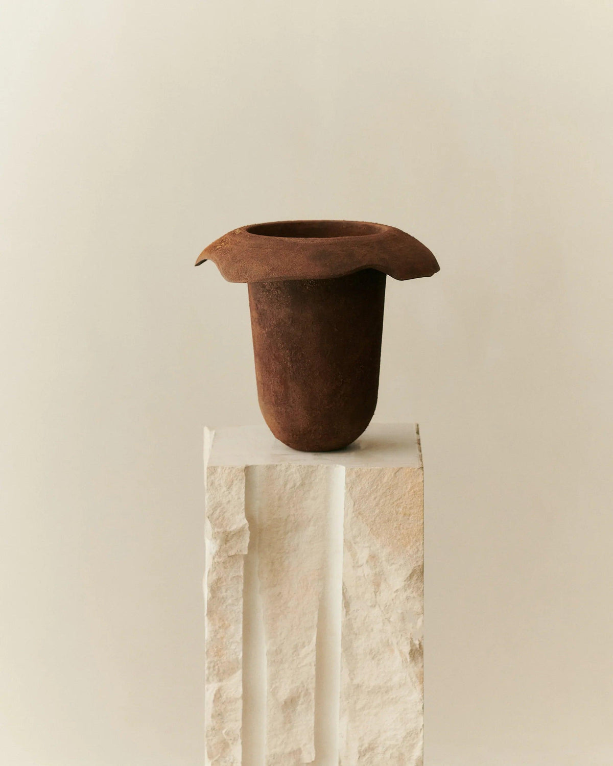 THE ROE STUDIO COLLAR OBJECT VASE 006 — detail view