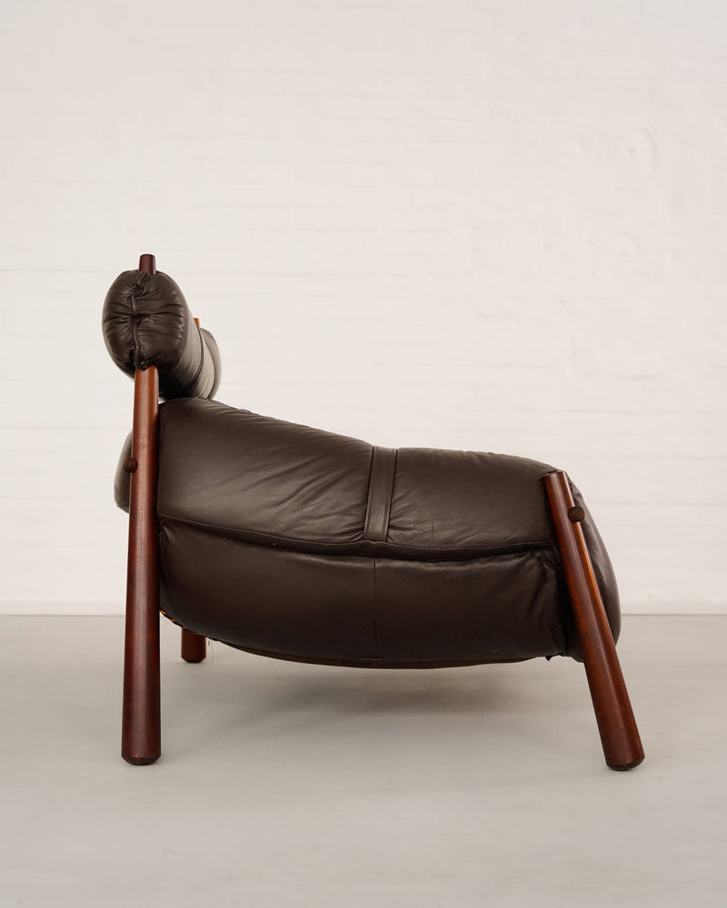 MP-81 2-seater Sofa by Percival Lafer for Lafer MP — side view highlighting brown leather and wooden frame