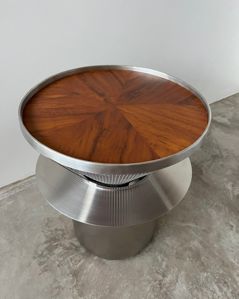 V60 side table with walnut wood top and brushed steel base