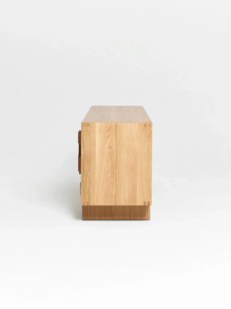 "Douro" Cabinet in Oak