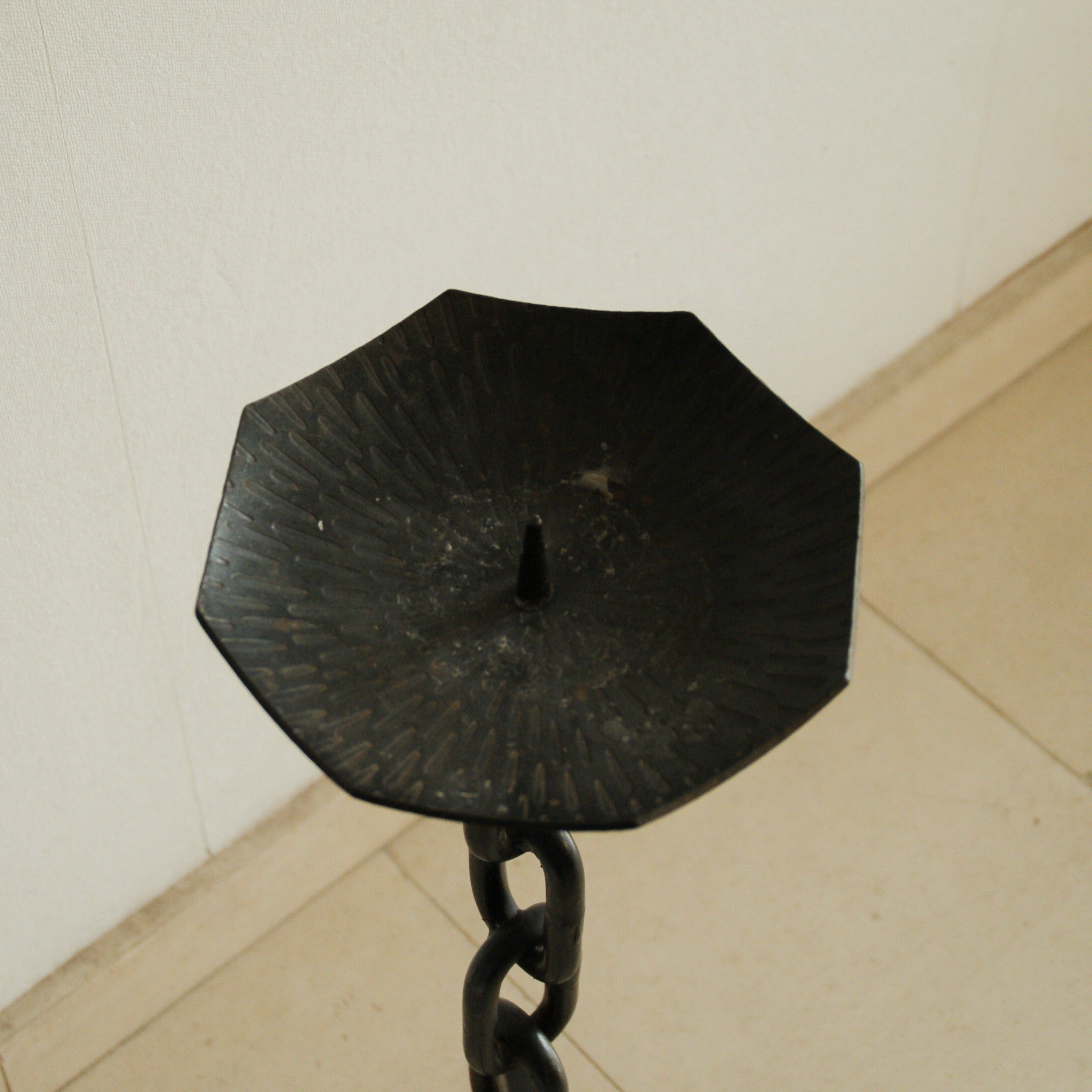 Chain Candle Holder — close-up