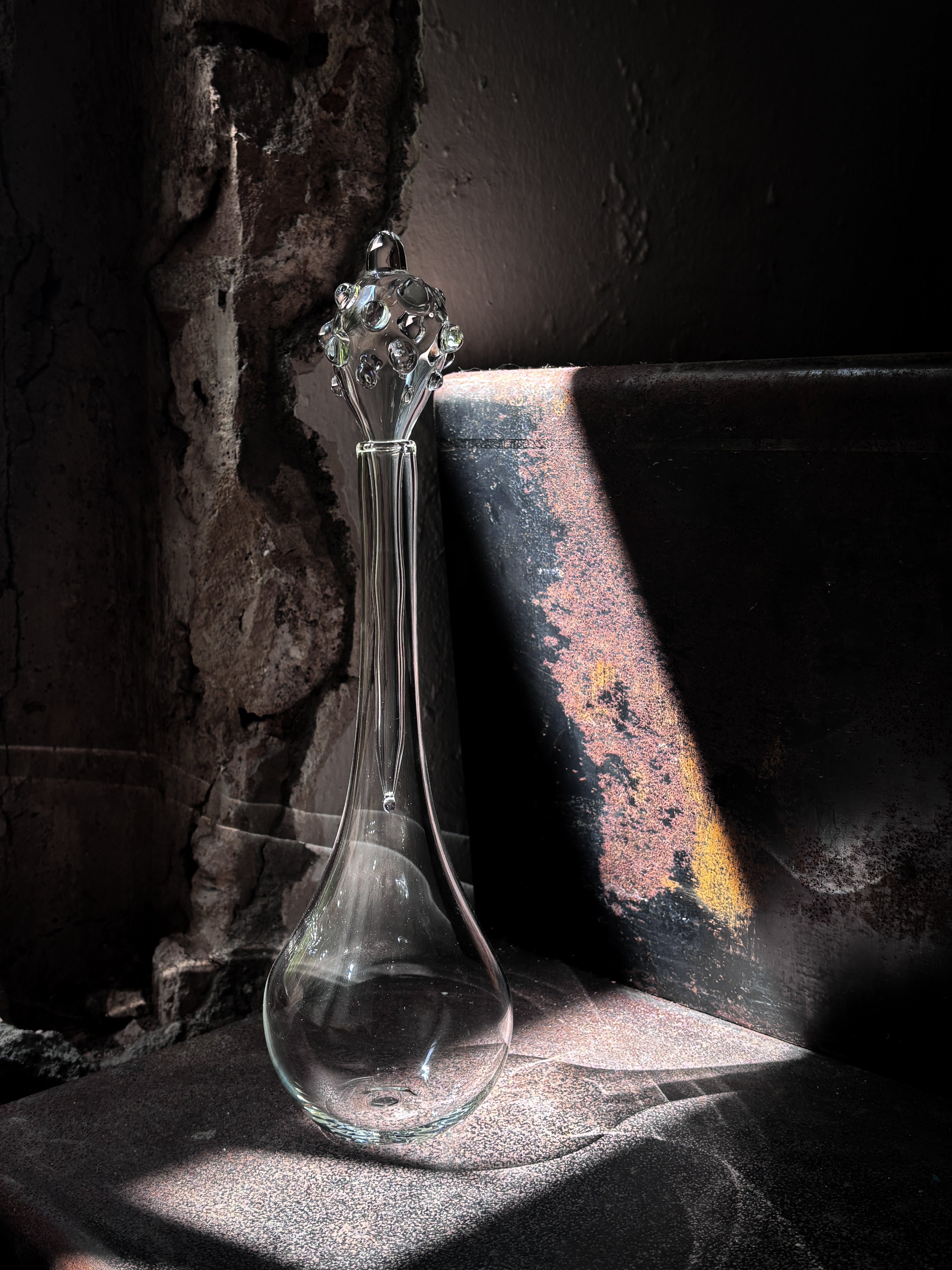 Bouteille de parfum décorative