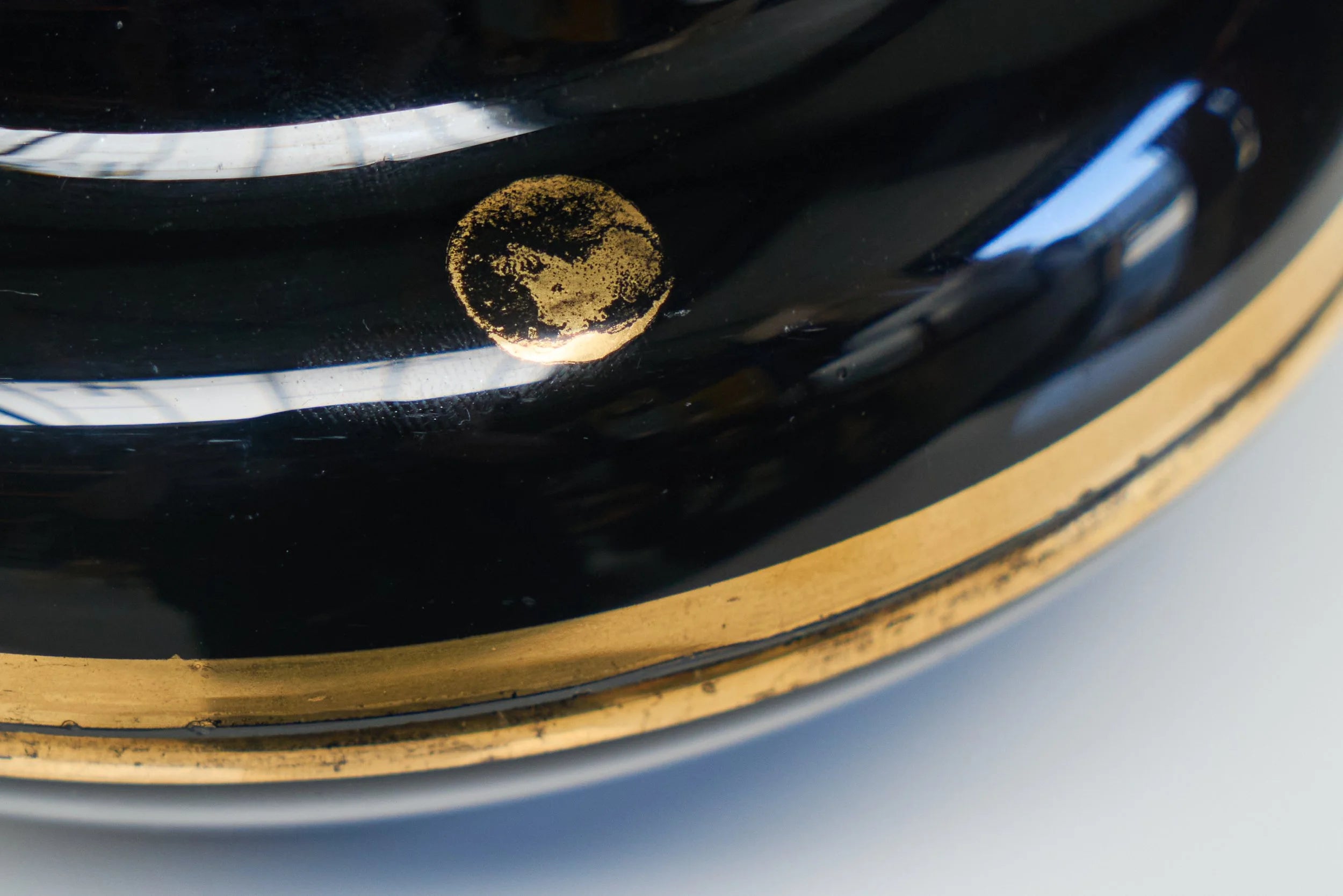 Art Deco Lidded Box with Tassel 'Booms Glass De Rupel' Belgium 1940s — additional view
