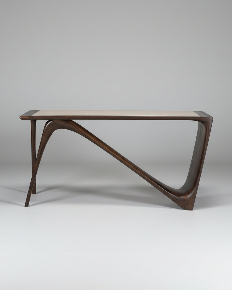 Sculptural Astra Desk in Walnut wood by Amorph — detail view