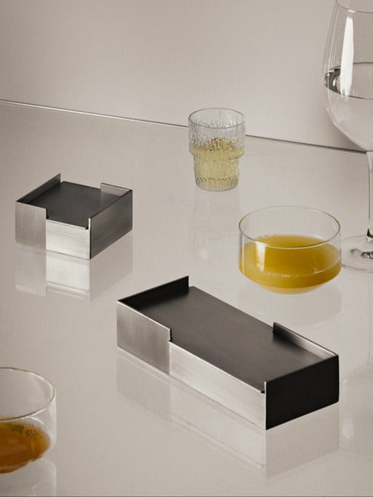 Carlo - Medium desk set — detail view