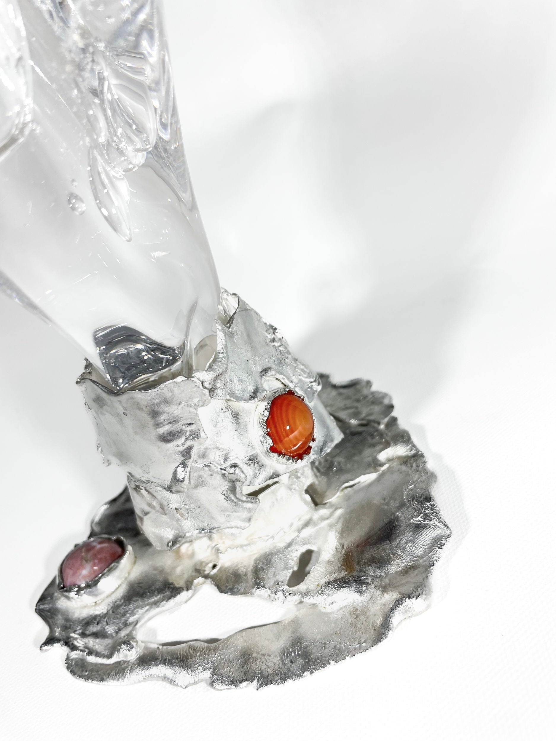 Jewelled Goblet no. 4 x Lindsey Fontijn — close-up of silver base with gemstones
