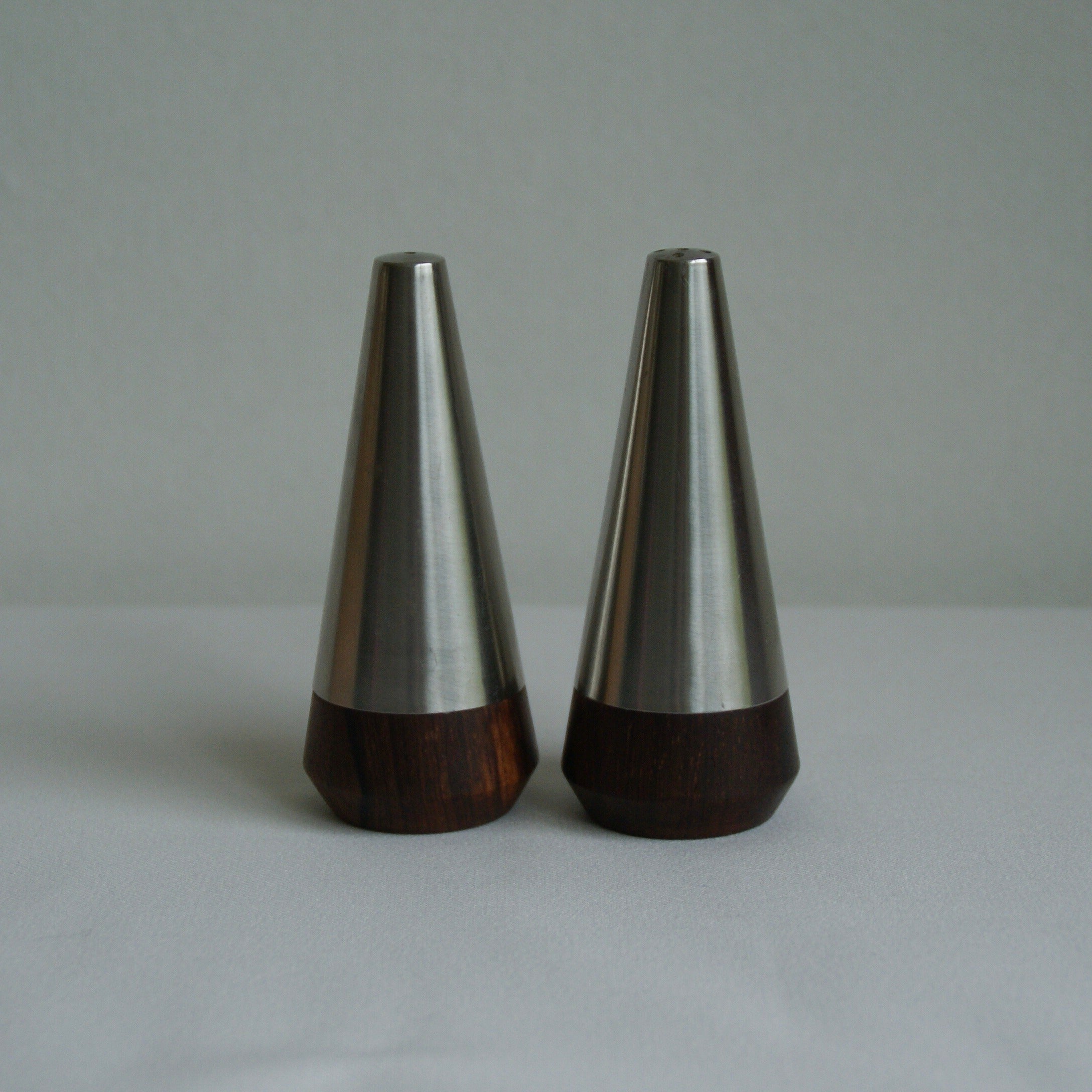 Mid-century Pepper & Salt Shaker — side angle