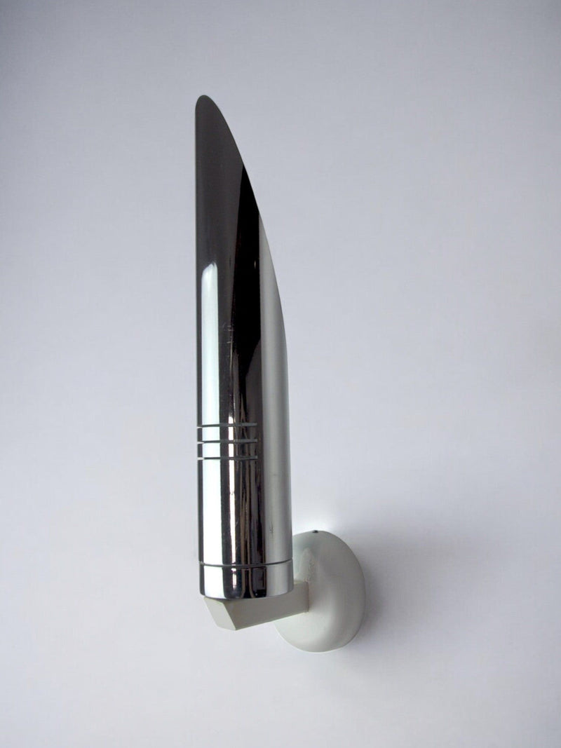 Tubular Space Age Wall Lamp, Italy, 1970s — detail view