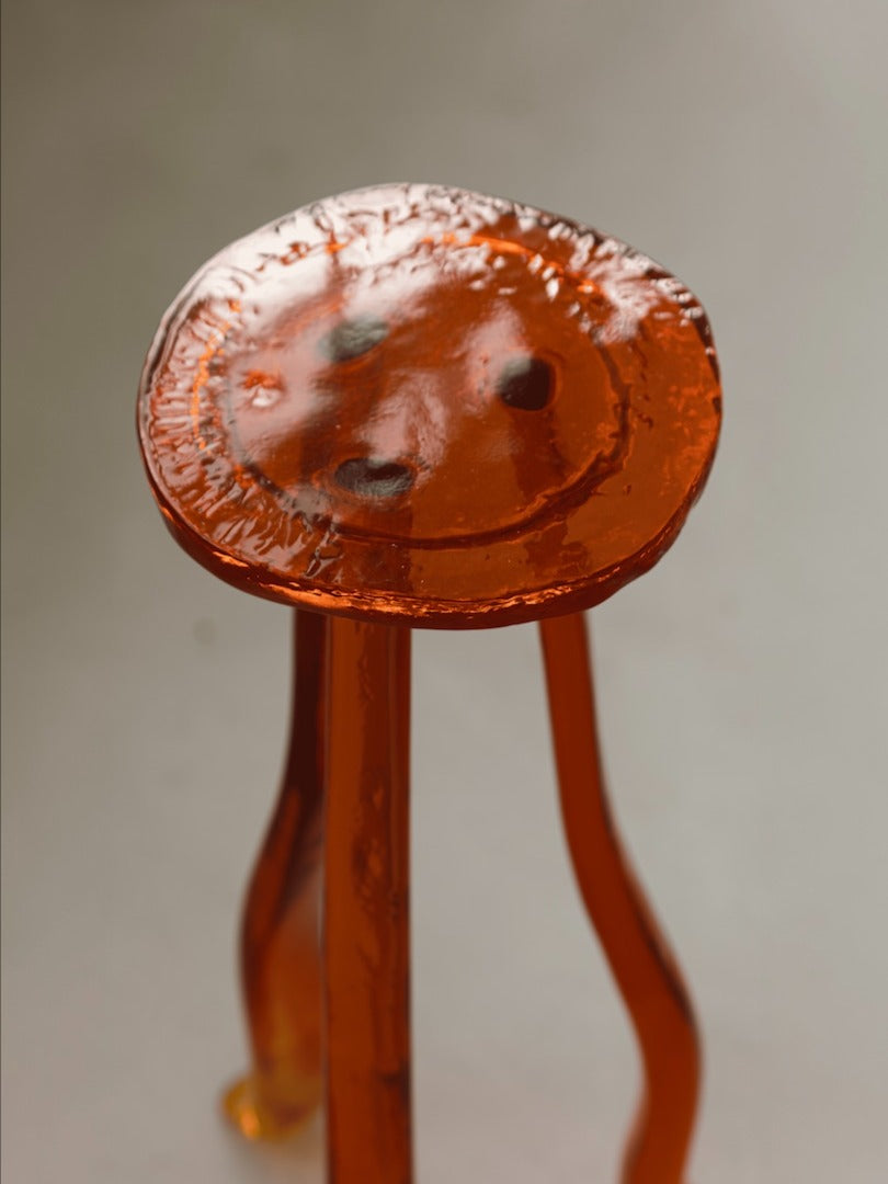 Lung 1.0 Ambar Side Table