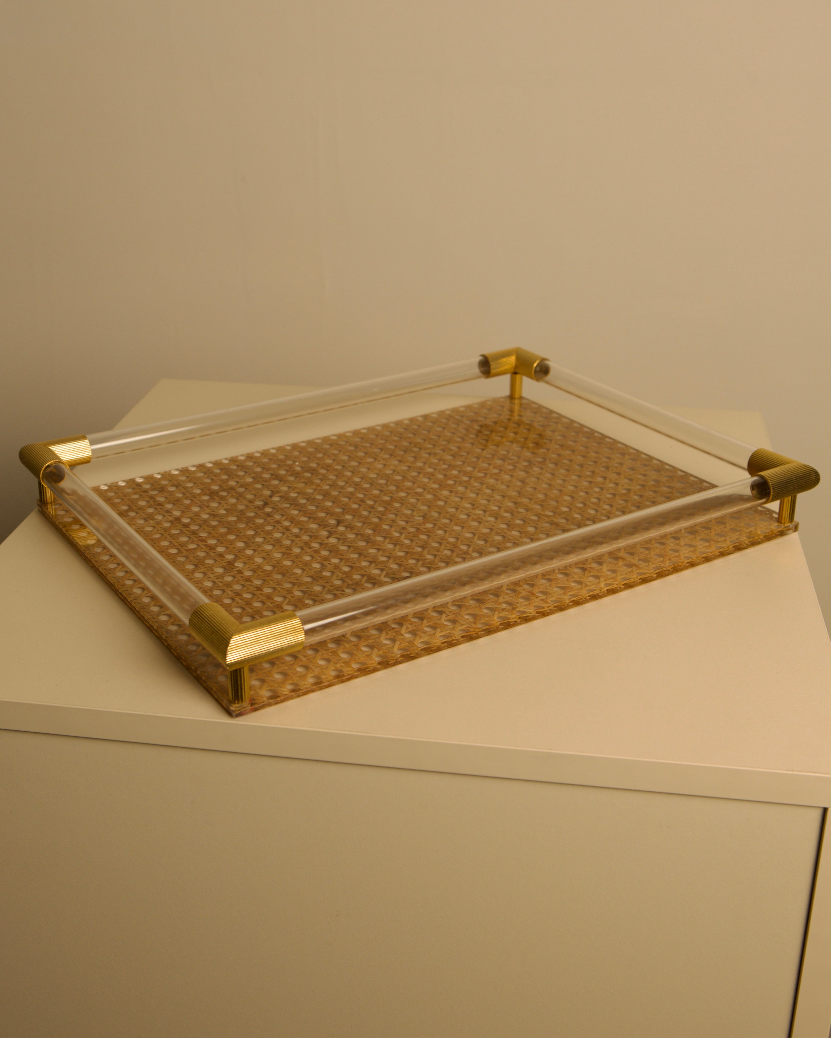 Large Italian 70s Brass, Wicker and Plexiglass Catch-all Tray — close-up of wicker texture and brass corners