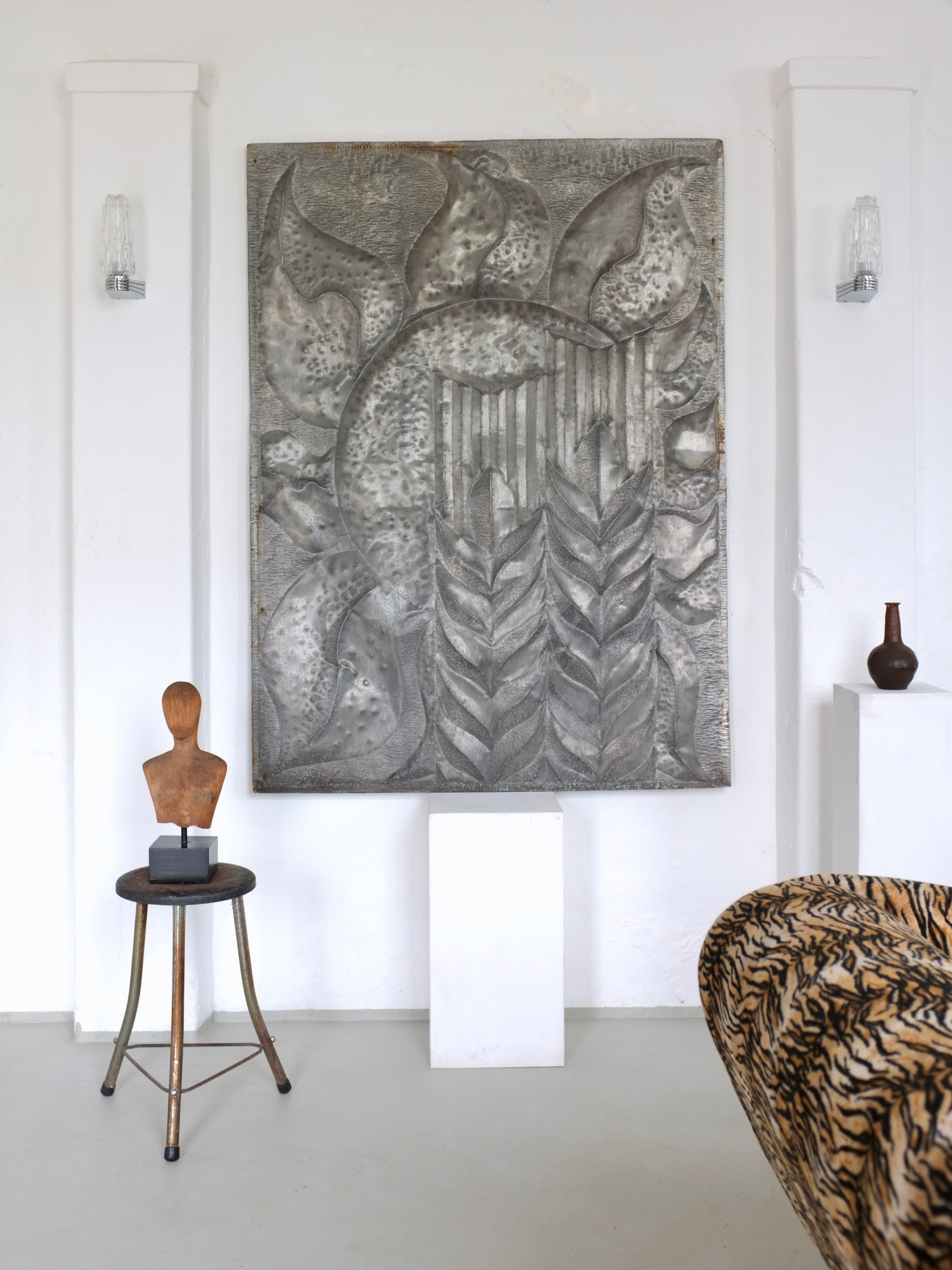 Grande sculpture en relief en métal brutaliste, Lettonie, années 1960