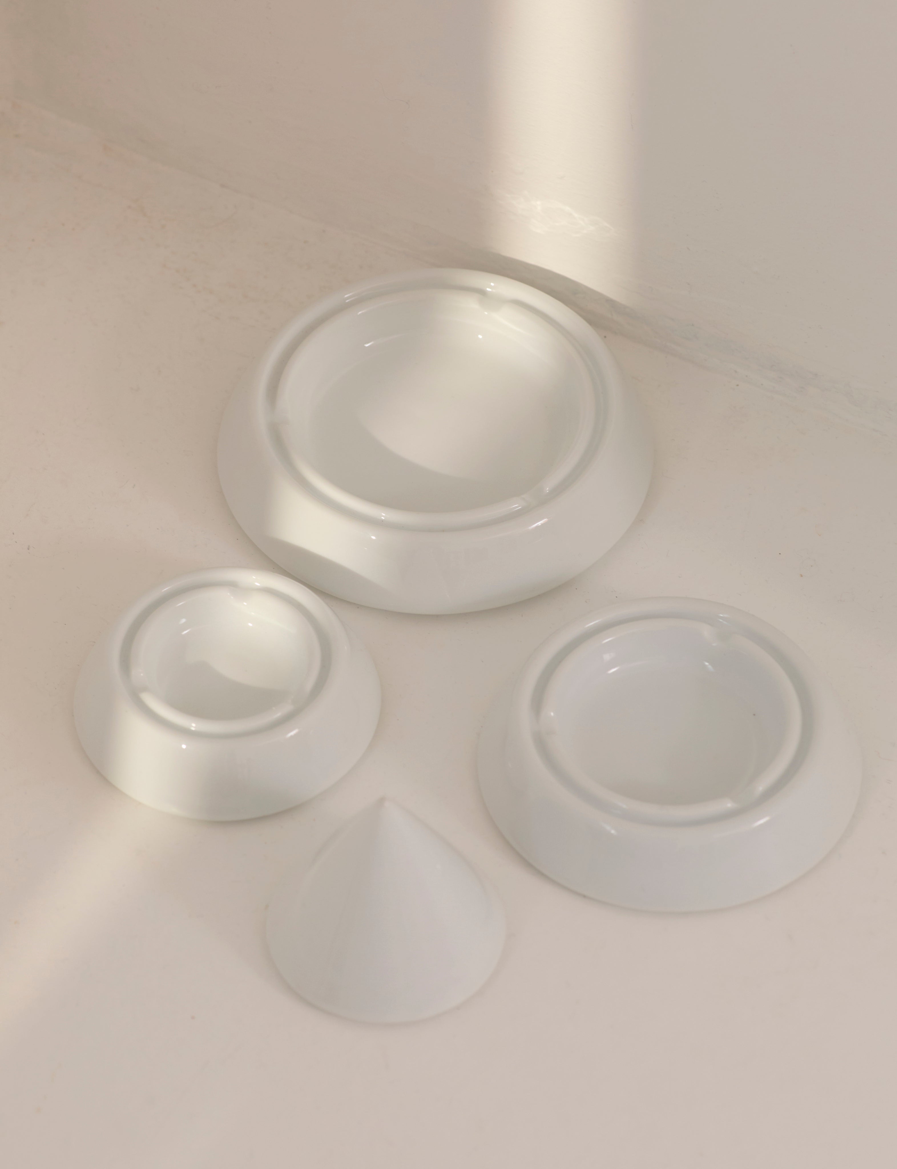 Pyramid Multi-Layer Organizer Box / Ashtray in Ceramic — top view of white ceramic layers