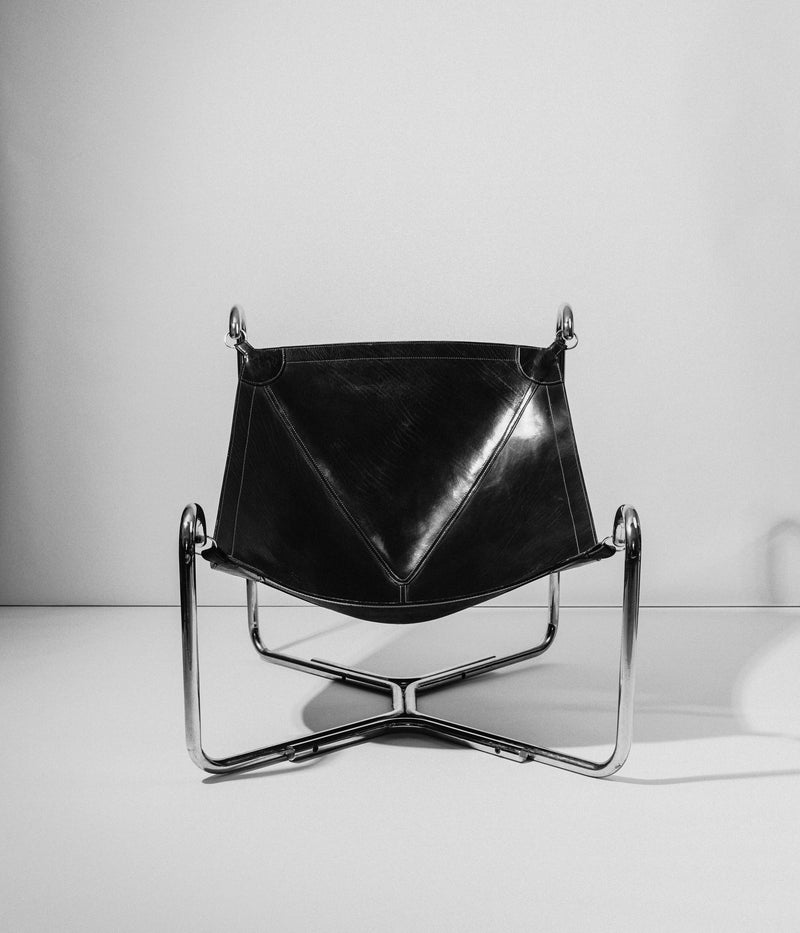 Gianni Pareschi & Ezio Didone, Baffo Lounge Chairs, Pair, Italy, 1969 — detail view