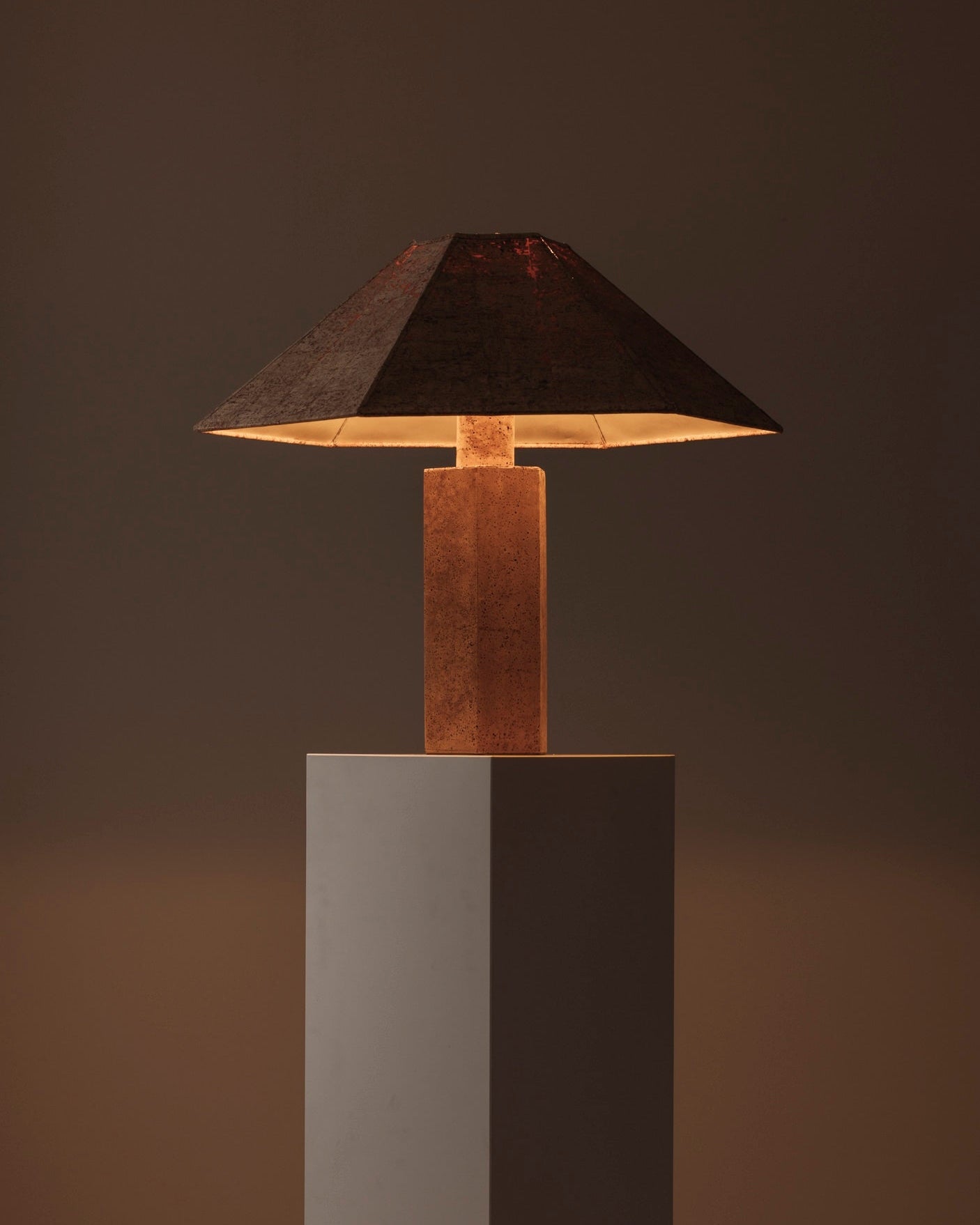 Hexagonal Cork Table Lamp by Ingo Maurer for M Design, Germany 1970s — illuminated close-up of cork shade and base