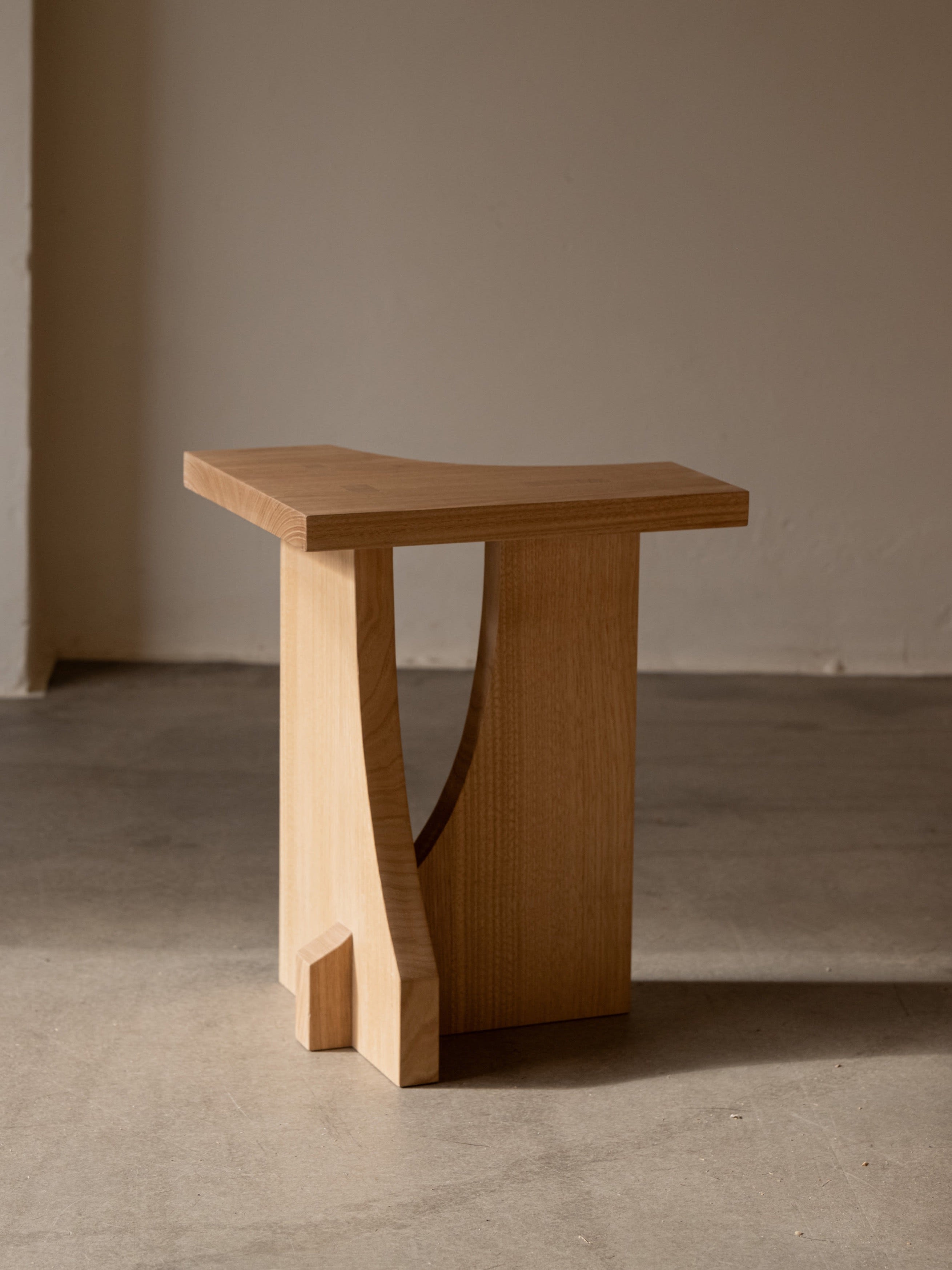 Heel Stool by Arun Chalotra | The Oblist