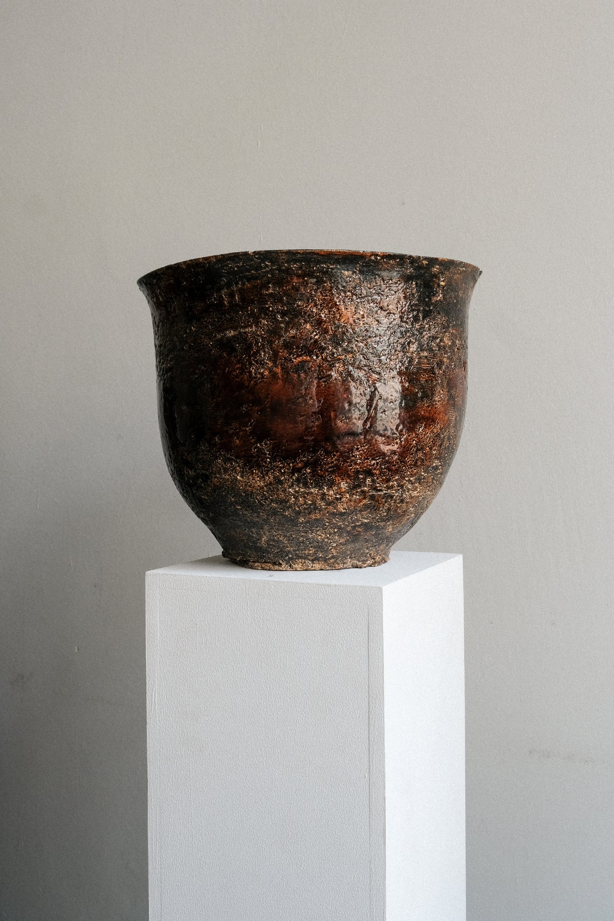 Contemporary Vessel in Ceramic - Mother | Brown Collection — detail view