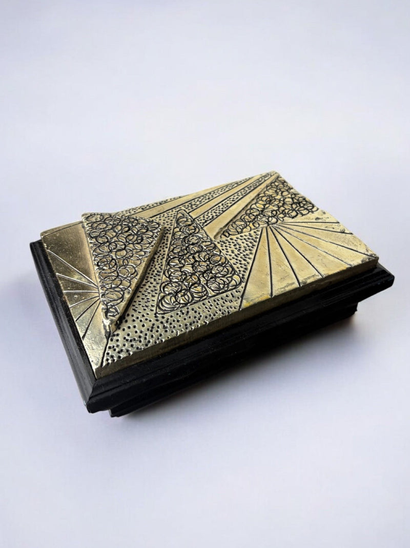 Brutalist wood and resin vanity box , Italy, 1980 by Malamar Studio | The Oblist
