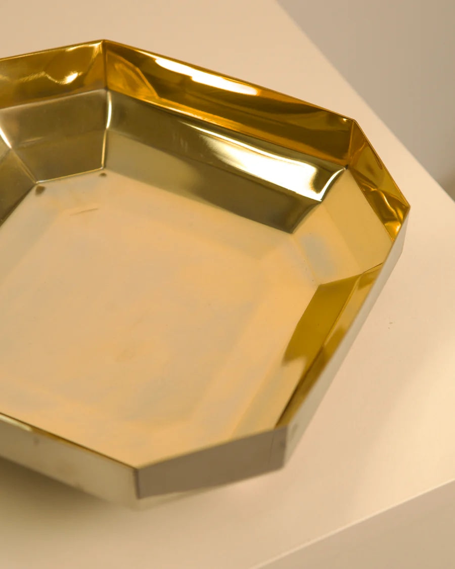Golden octagonal Italian vide-poche tray detail view 1980s