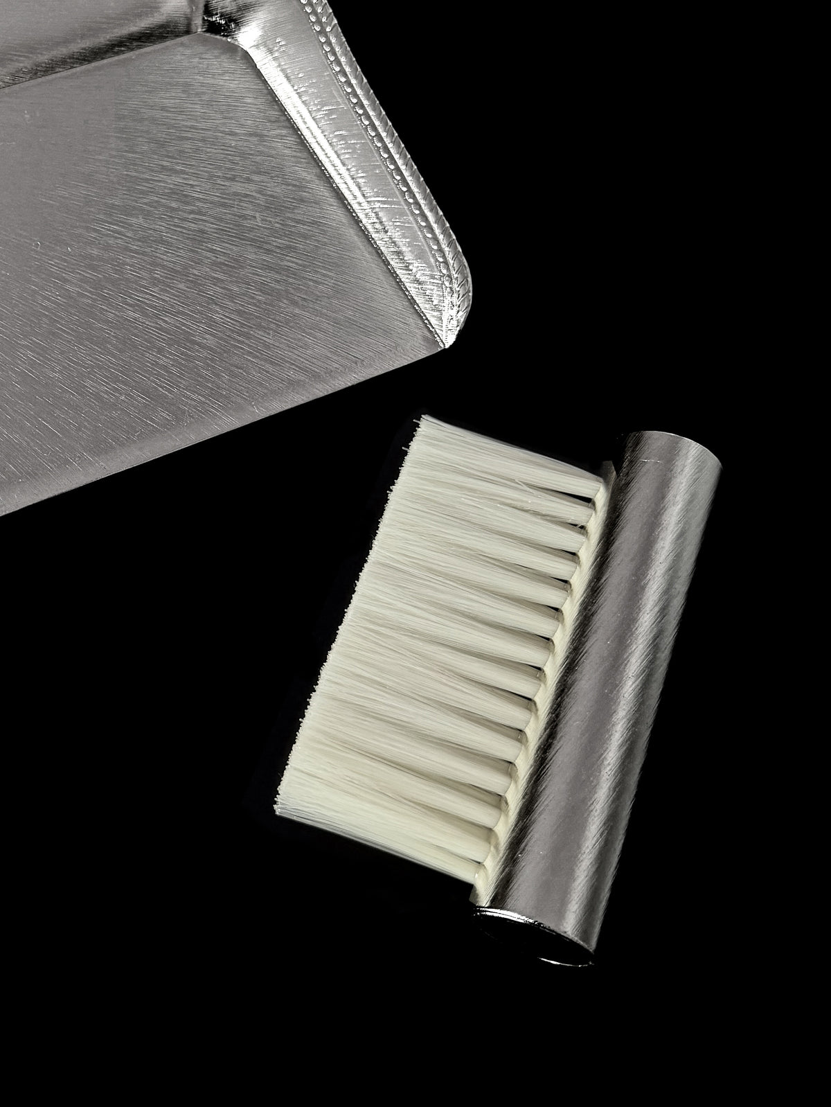 Vintage table crumb set — detail view