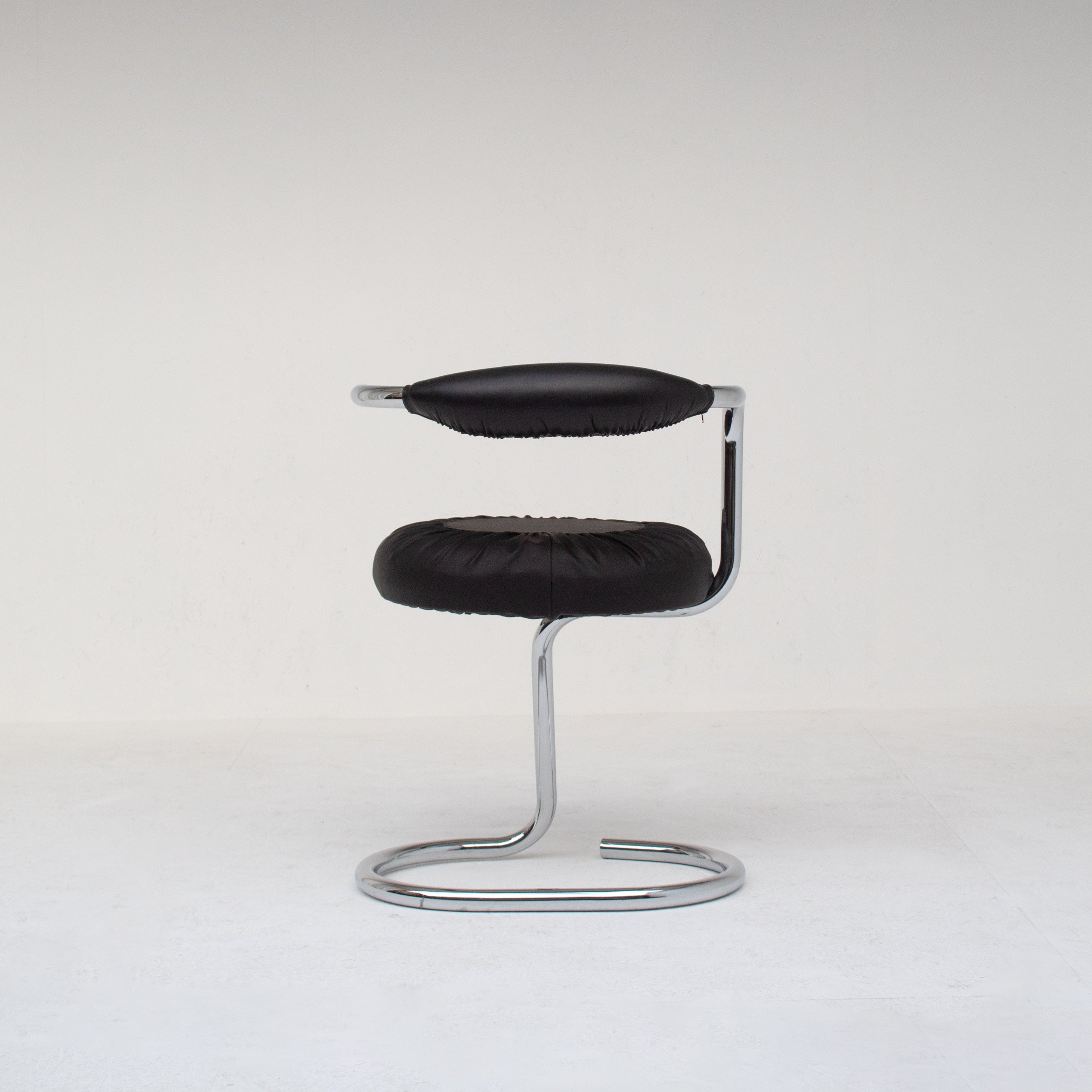 Ensemble de 4 chaises de salle à manger Cobra