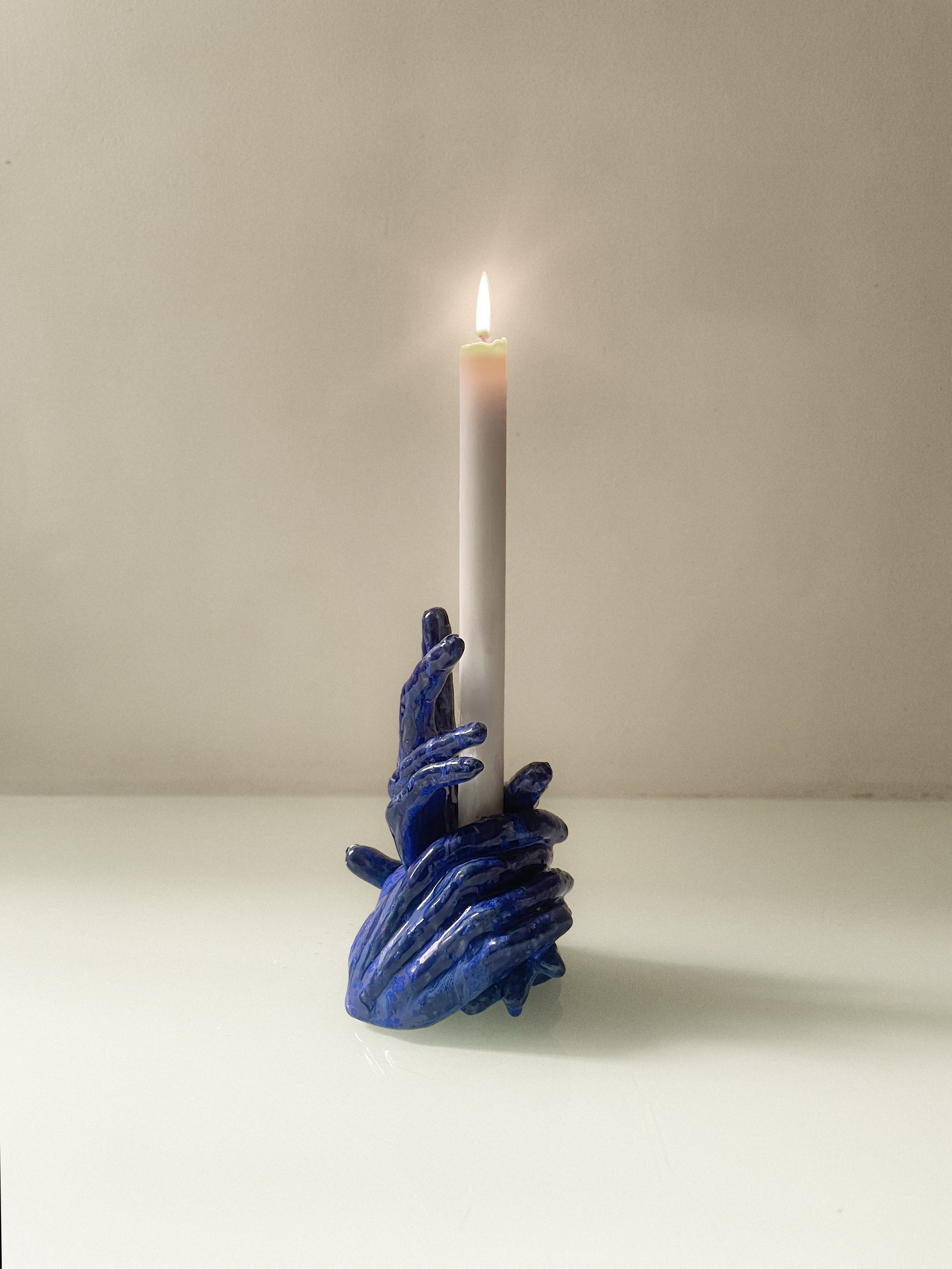 Three-hands blue candle holder in ceramic n°46 — close-up