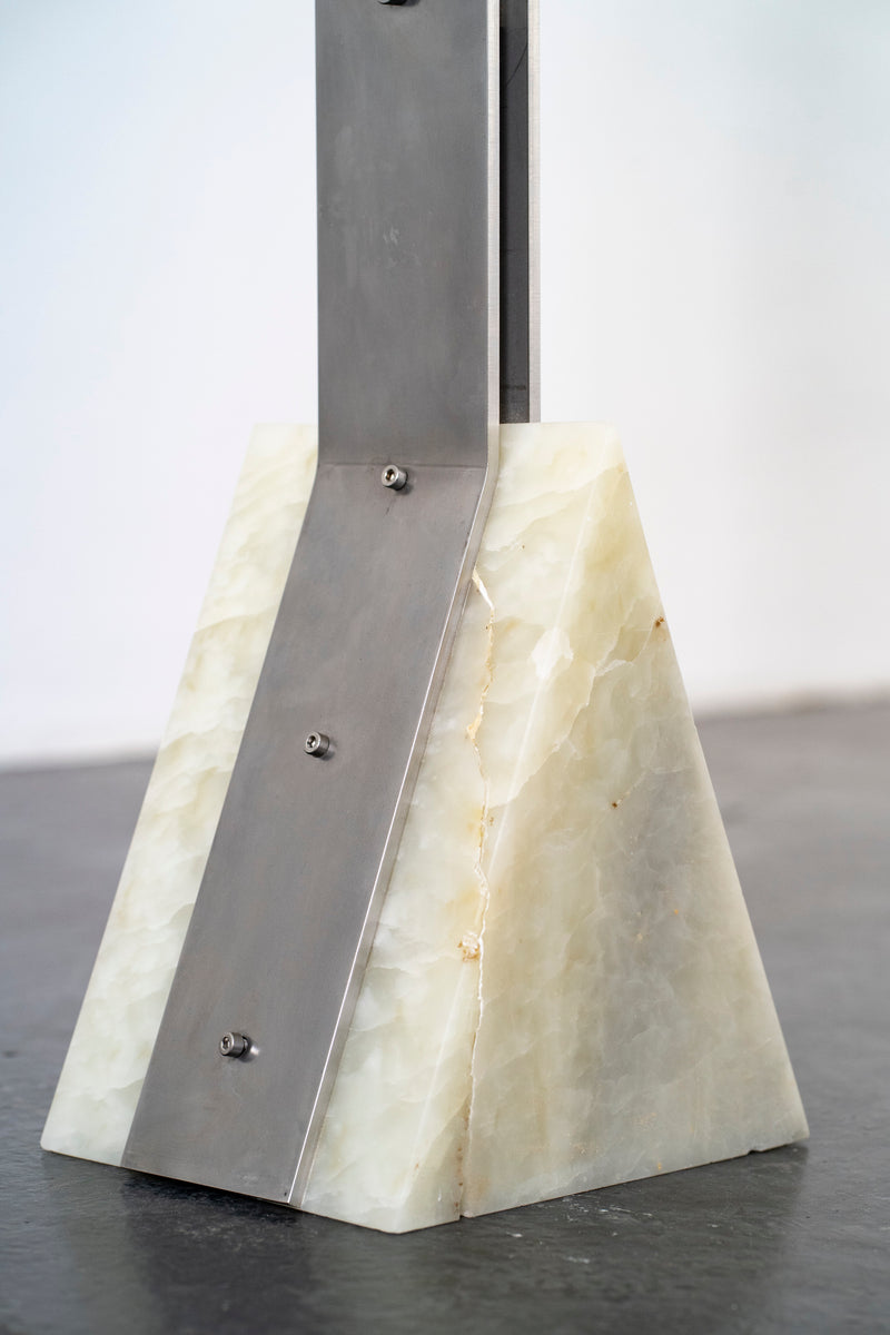 Triangle Floor Lamp | DN_S2502 — close-up of alabaster base with metal accent